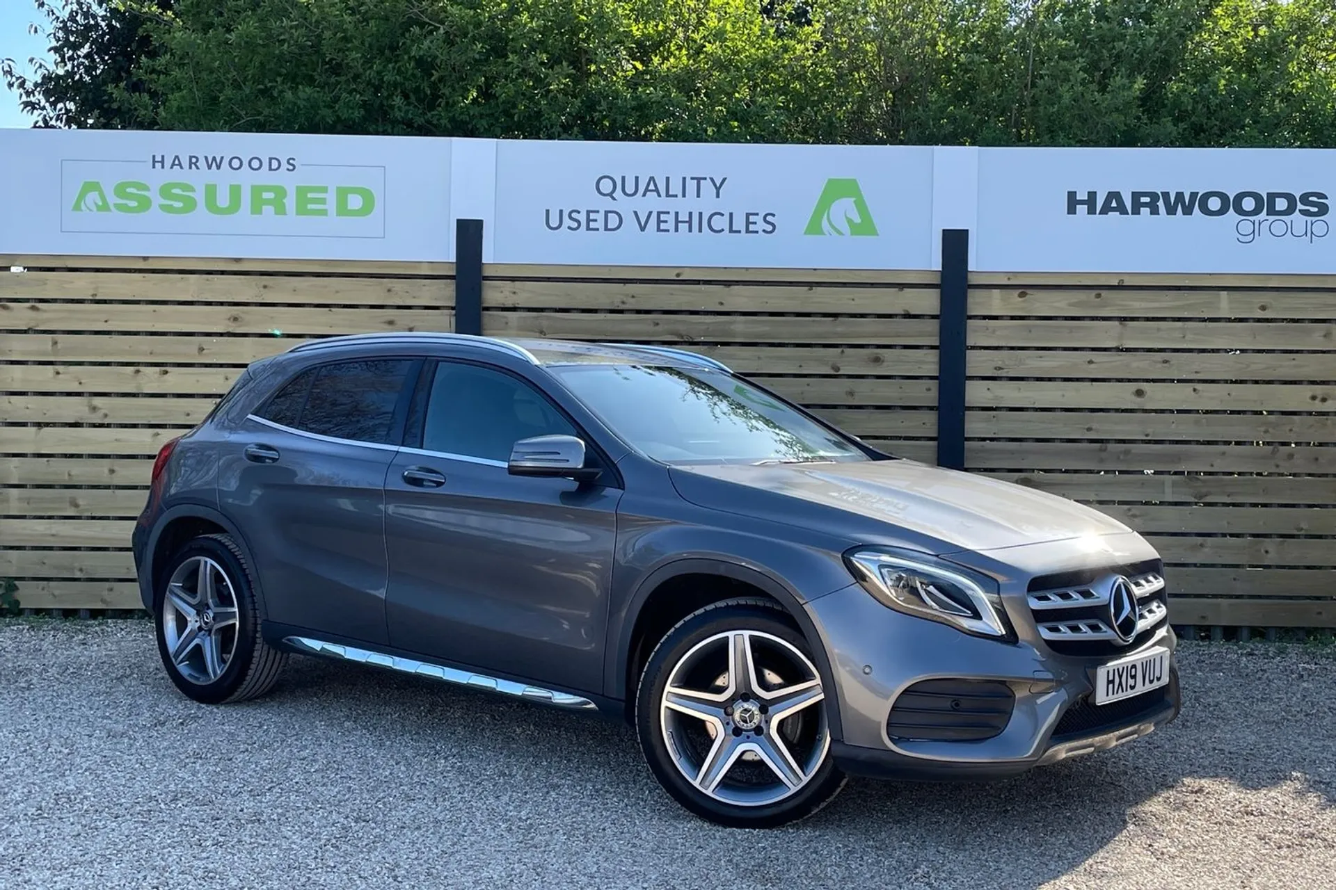 MERCEDES-BENZ GLA focused image