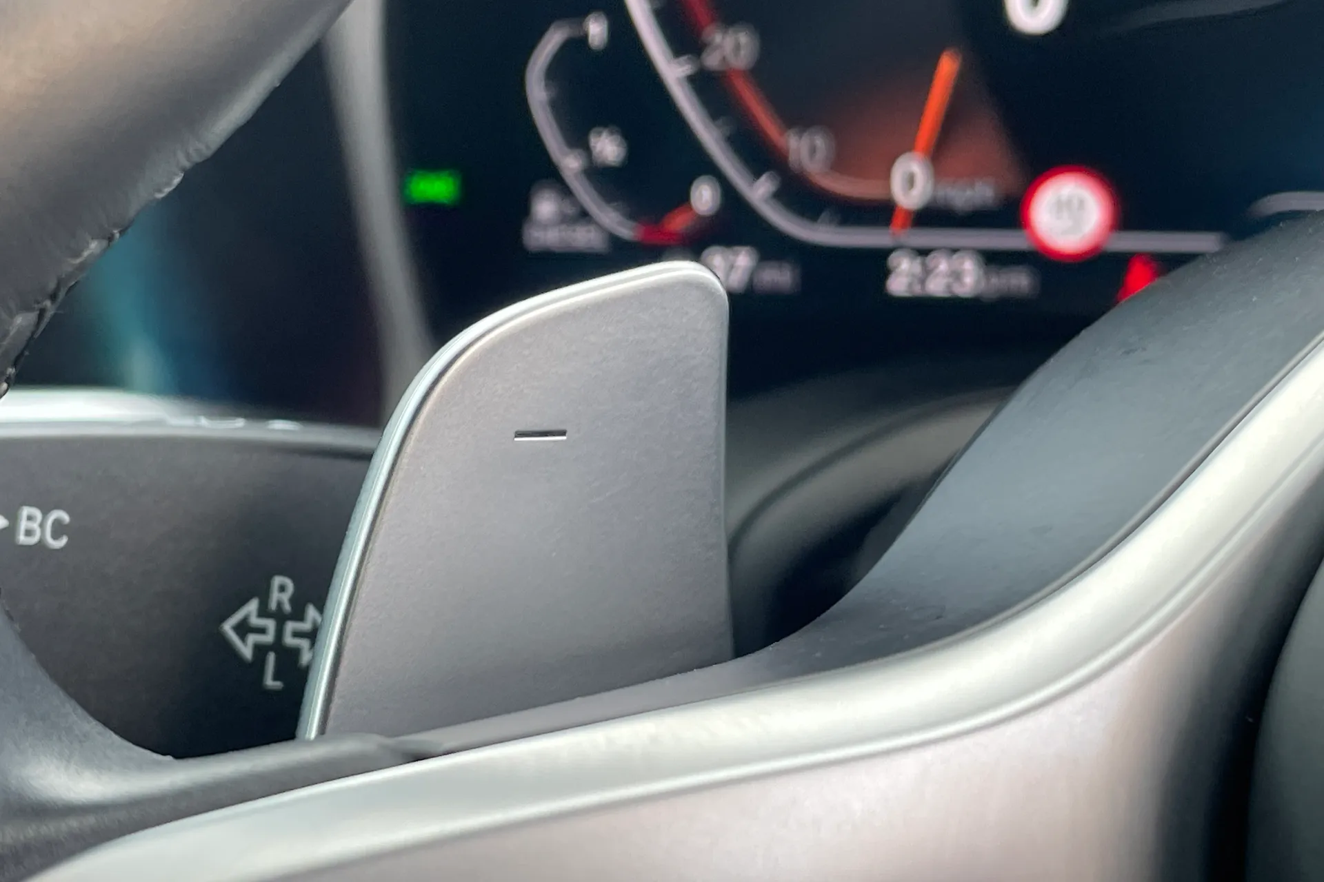BMW 4 SERIES thumbnail image number 46