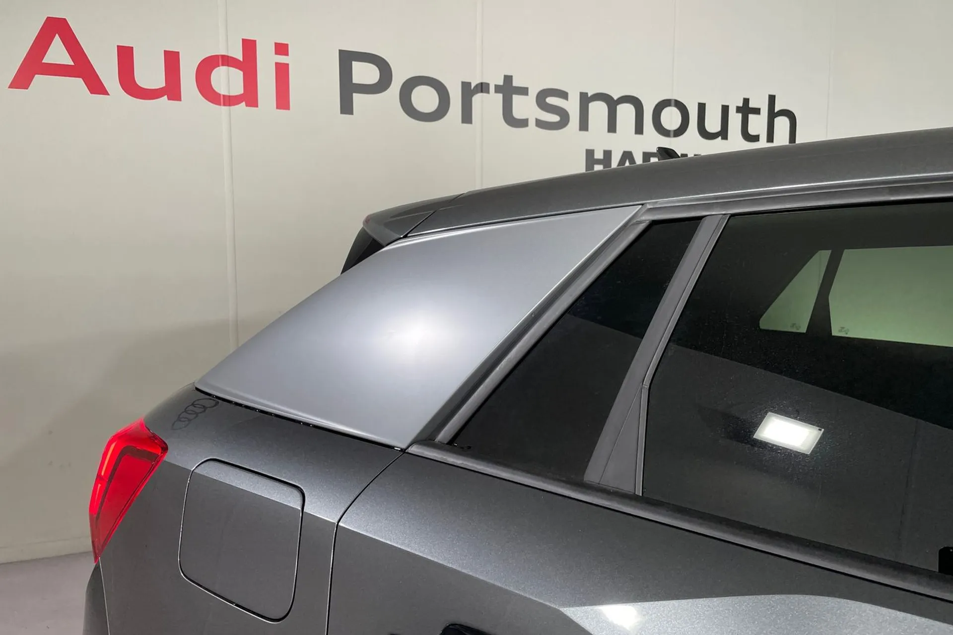 Audi Q2 thumbnail image number 23