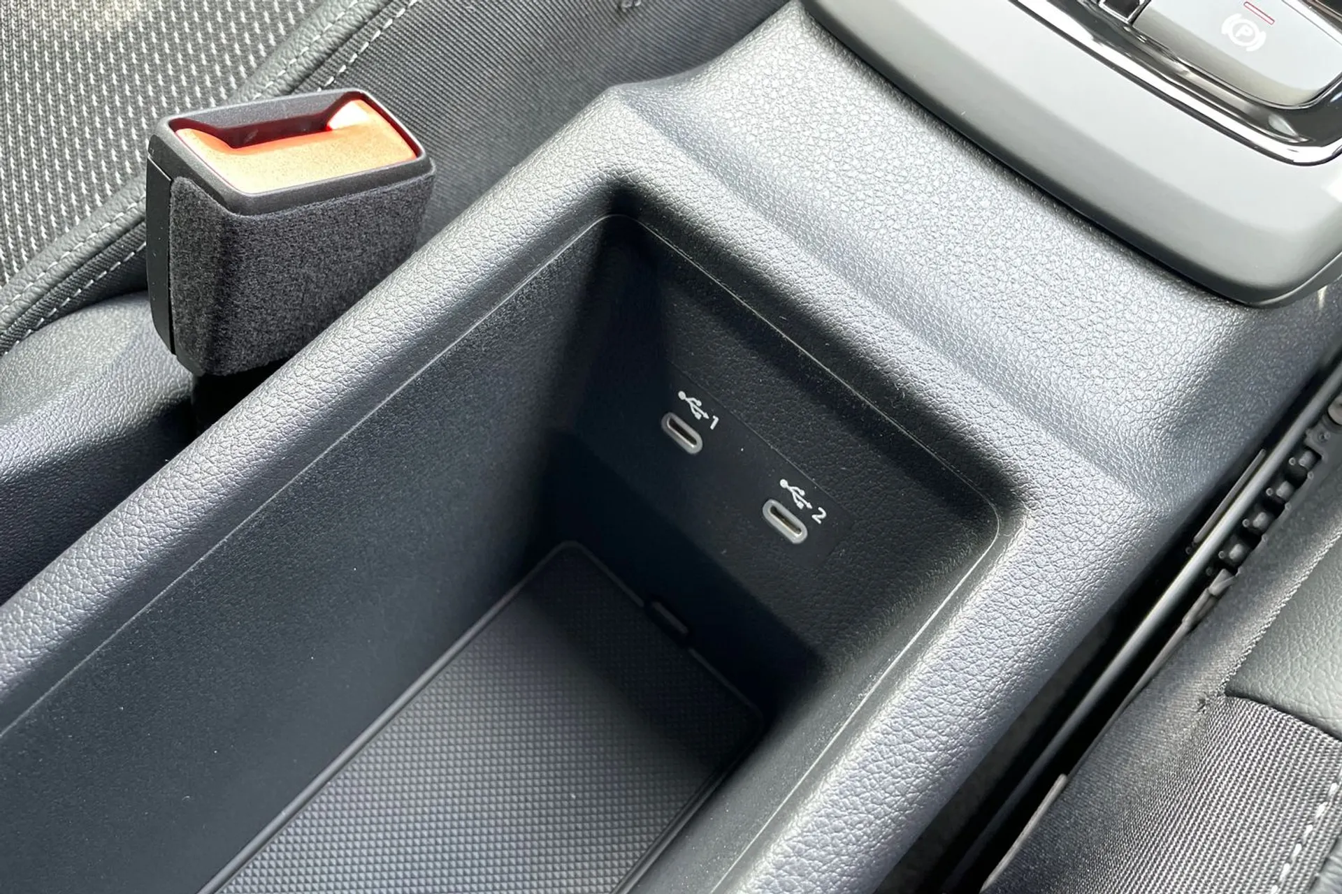 Audi Q2 thumbnail image number 48