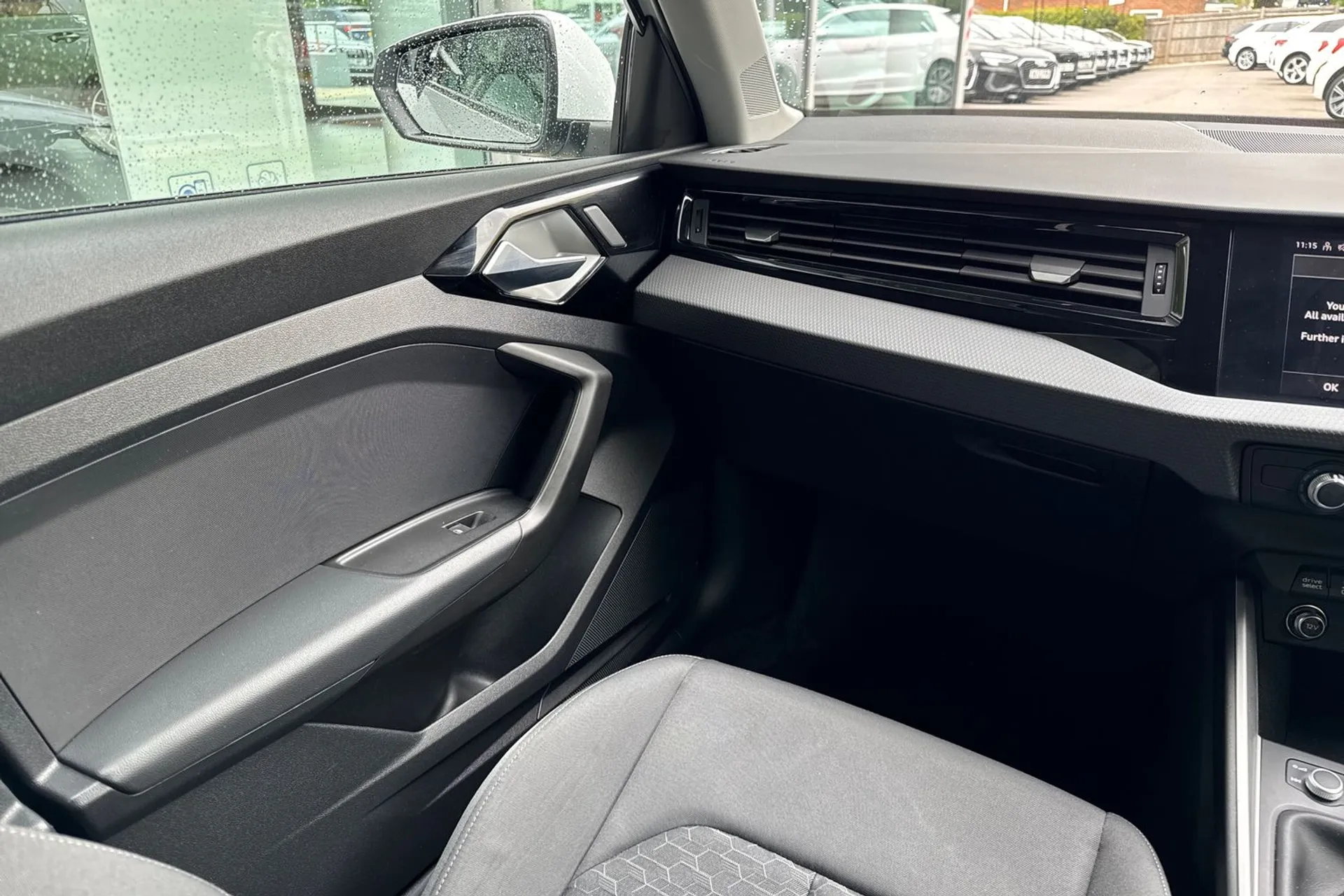 Audi A1 thumbnail image number 31