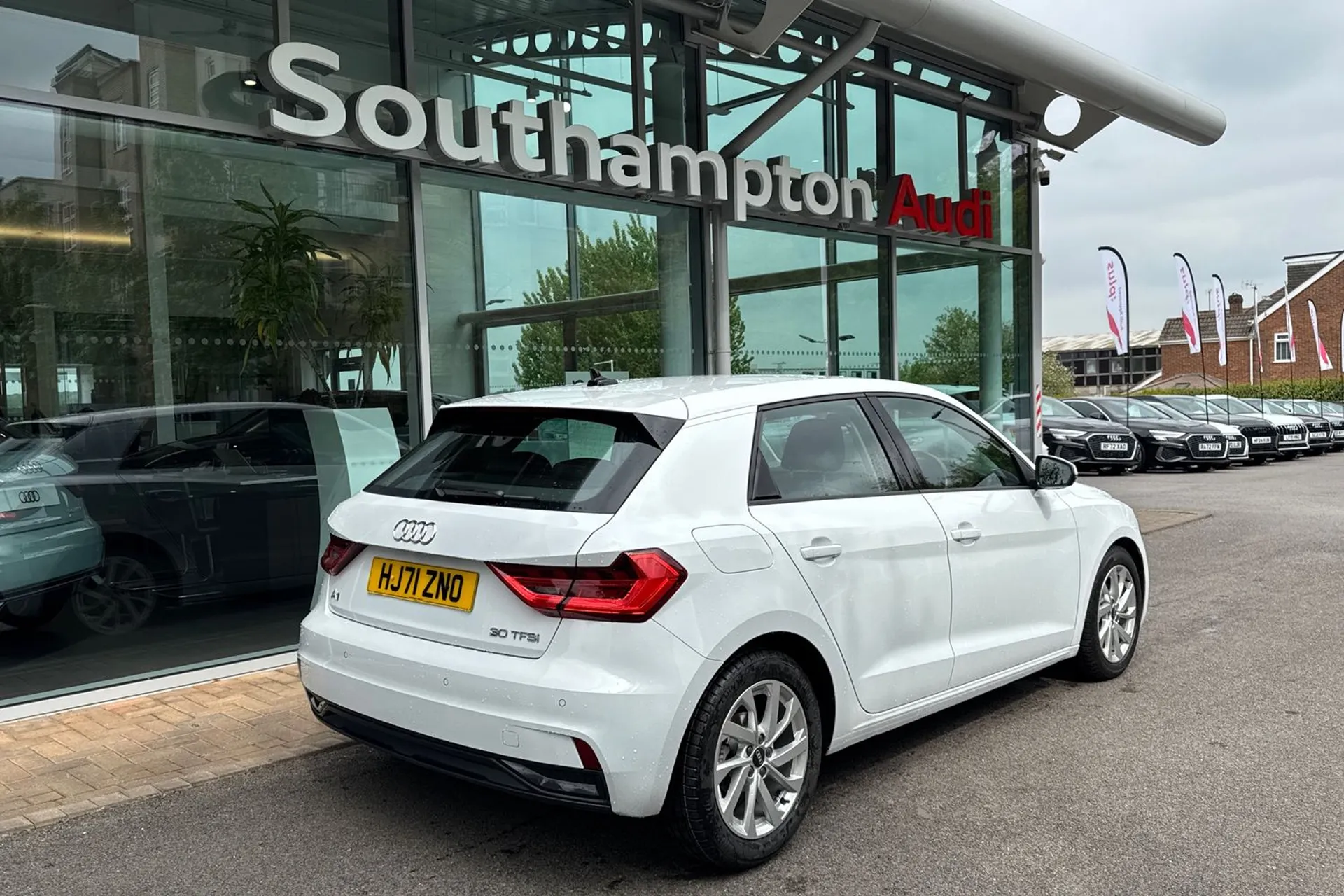Audi A1 thumbnail image number 5