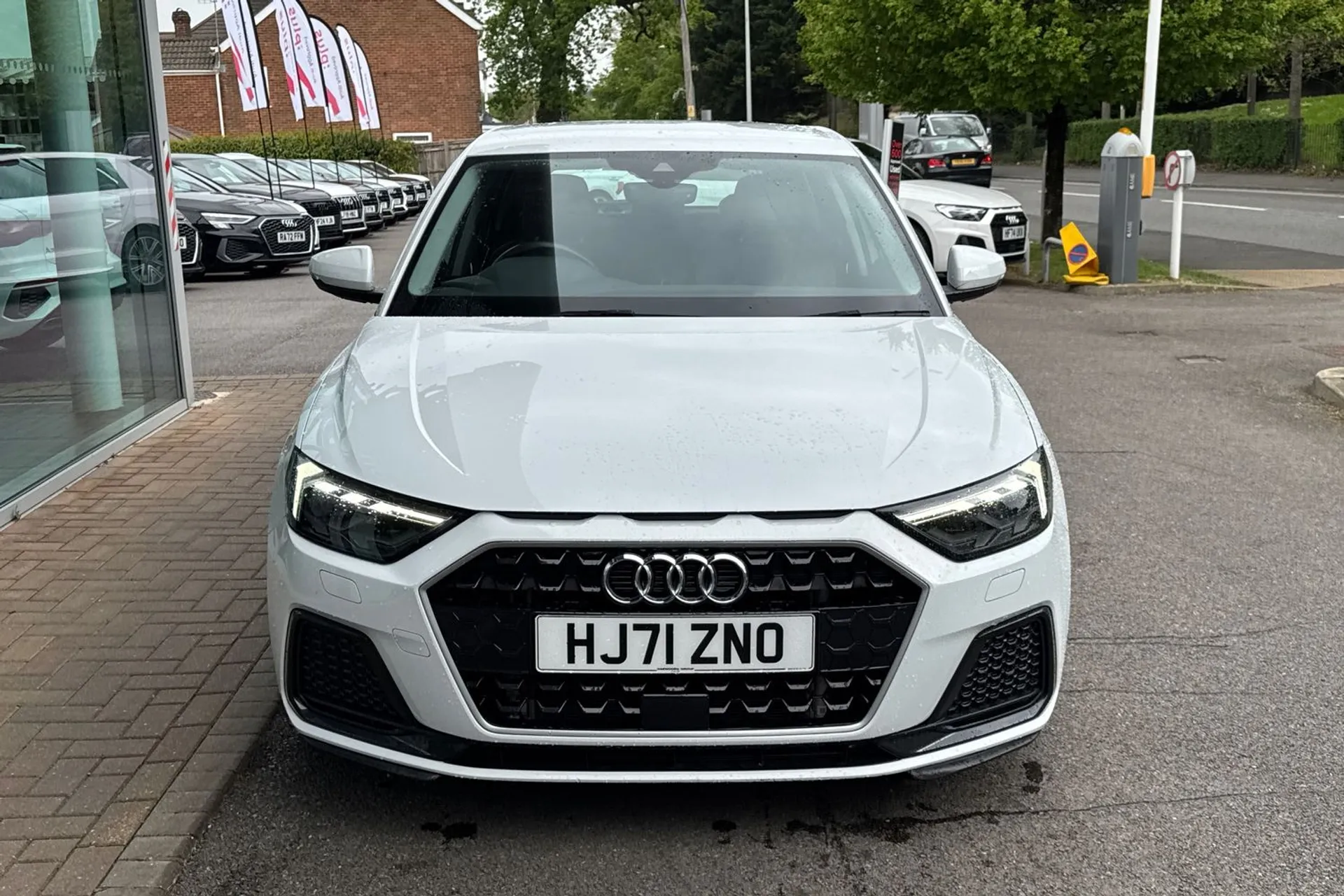 Audi A1 thumbnail image number 10