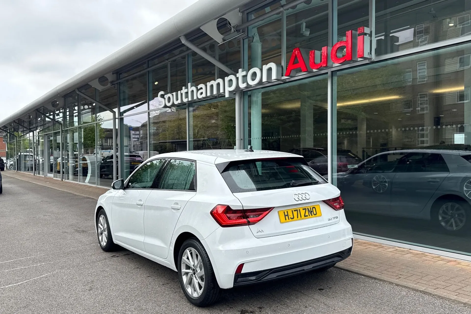 Audi A1 thumbnail image number 7