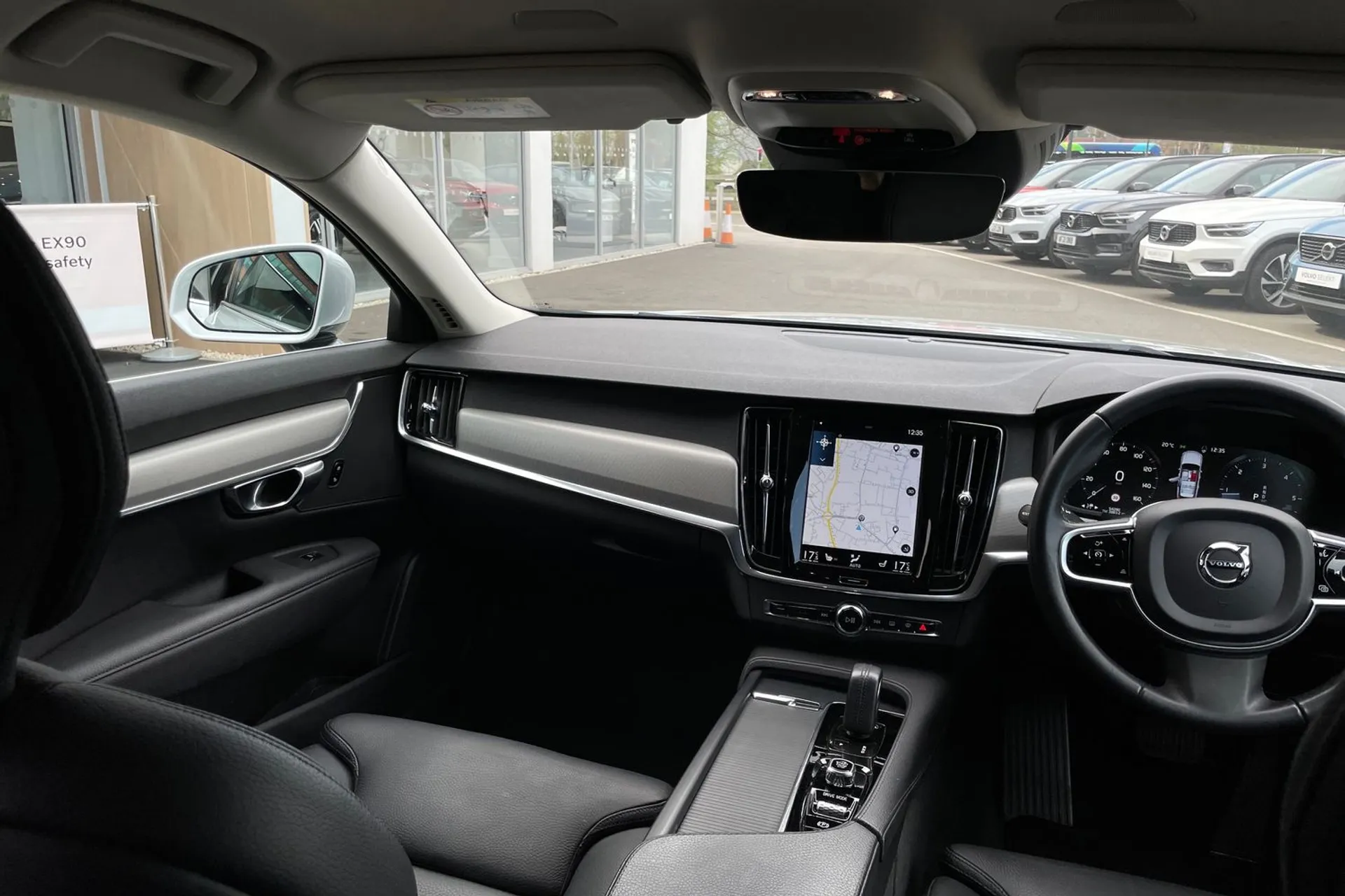 Volvo V90 thumbnail image number 31