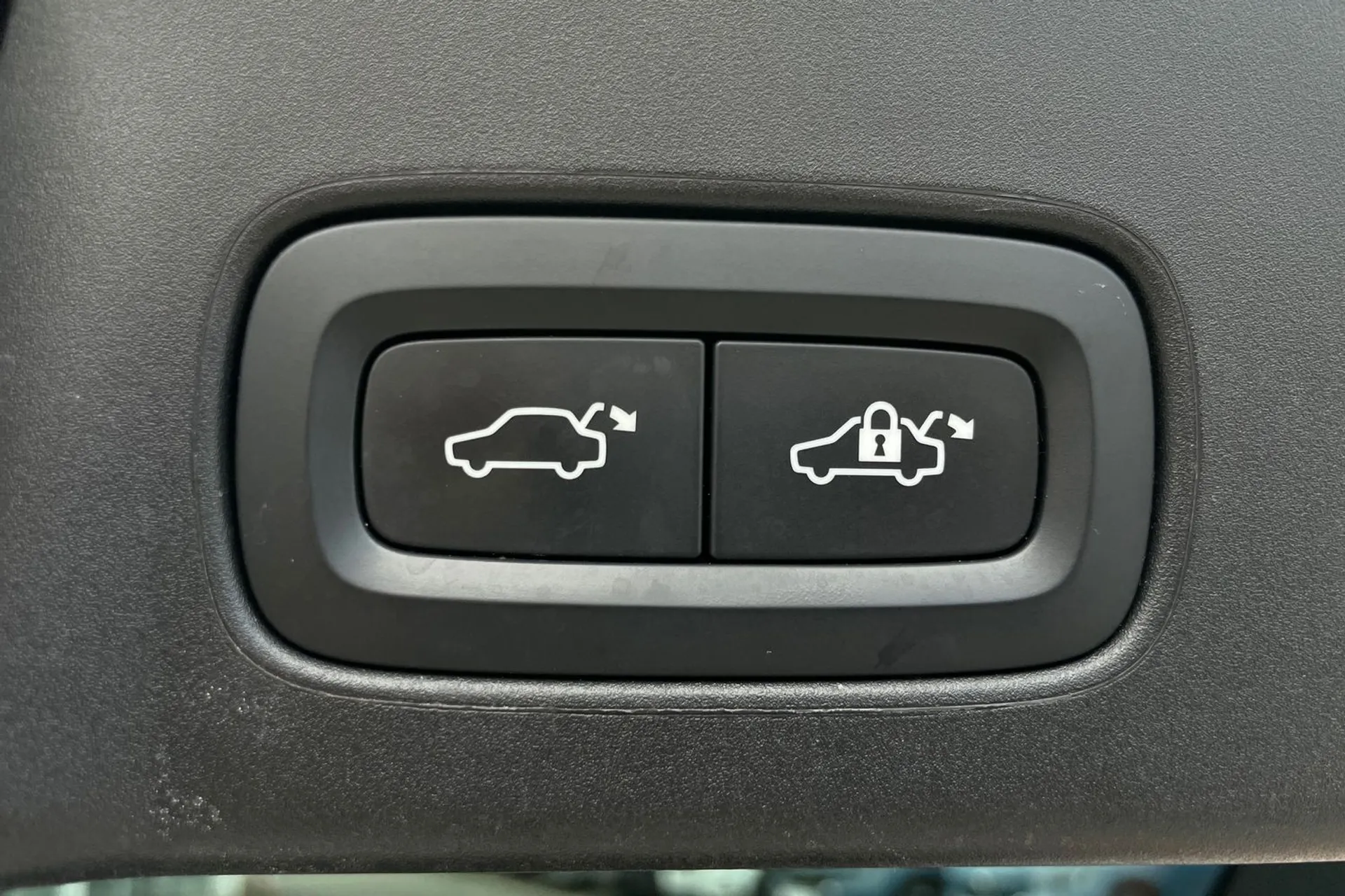 Volvo V90 thumbnail image number 20