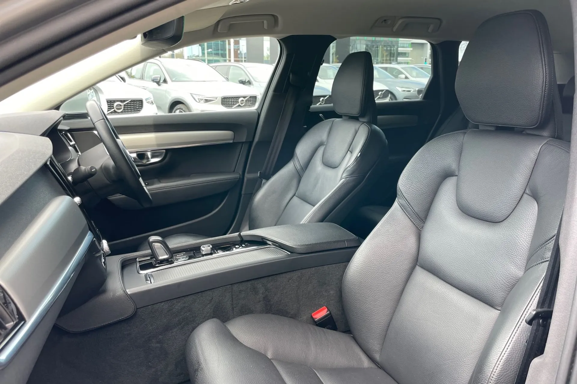 Volvo V90 thumbnail image number 27