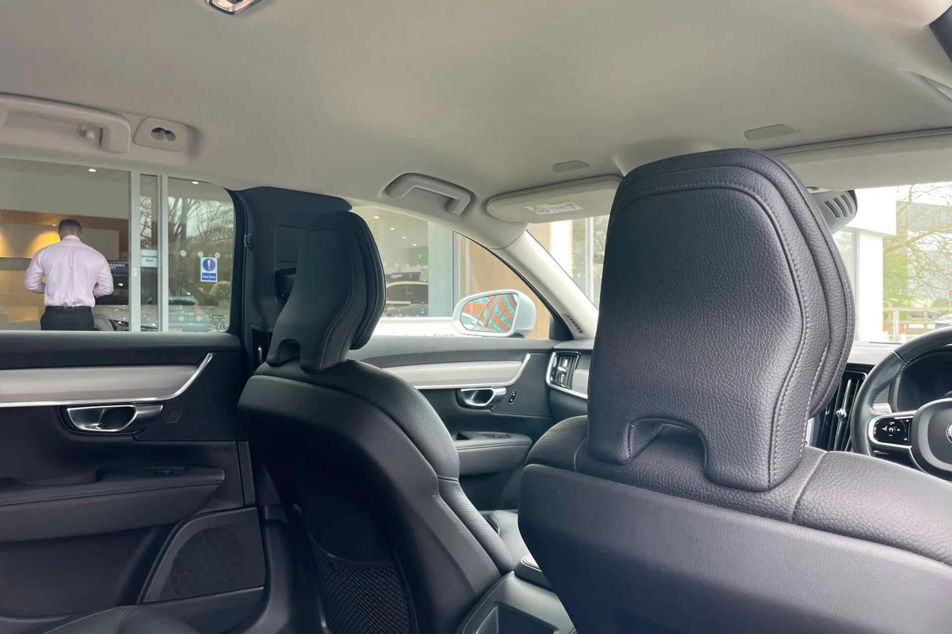 Volvo V90 thumbnail image number 23