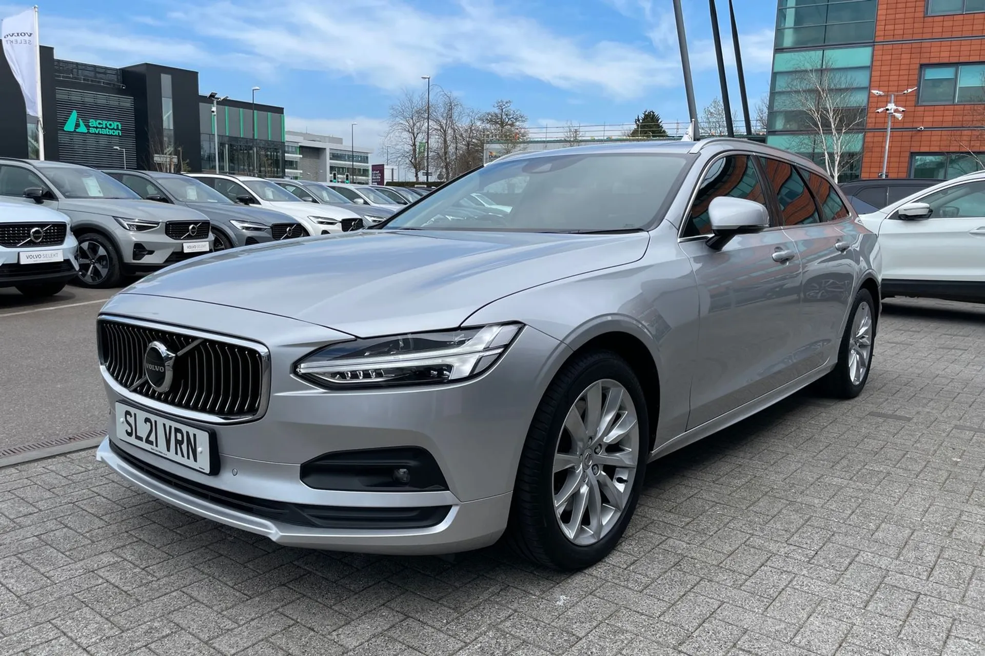 Volvo V90 thumbnail image number 11