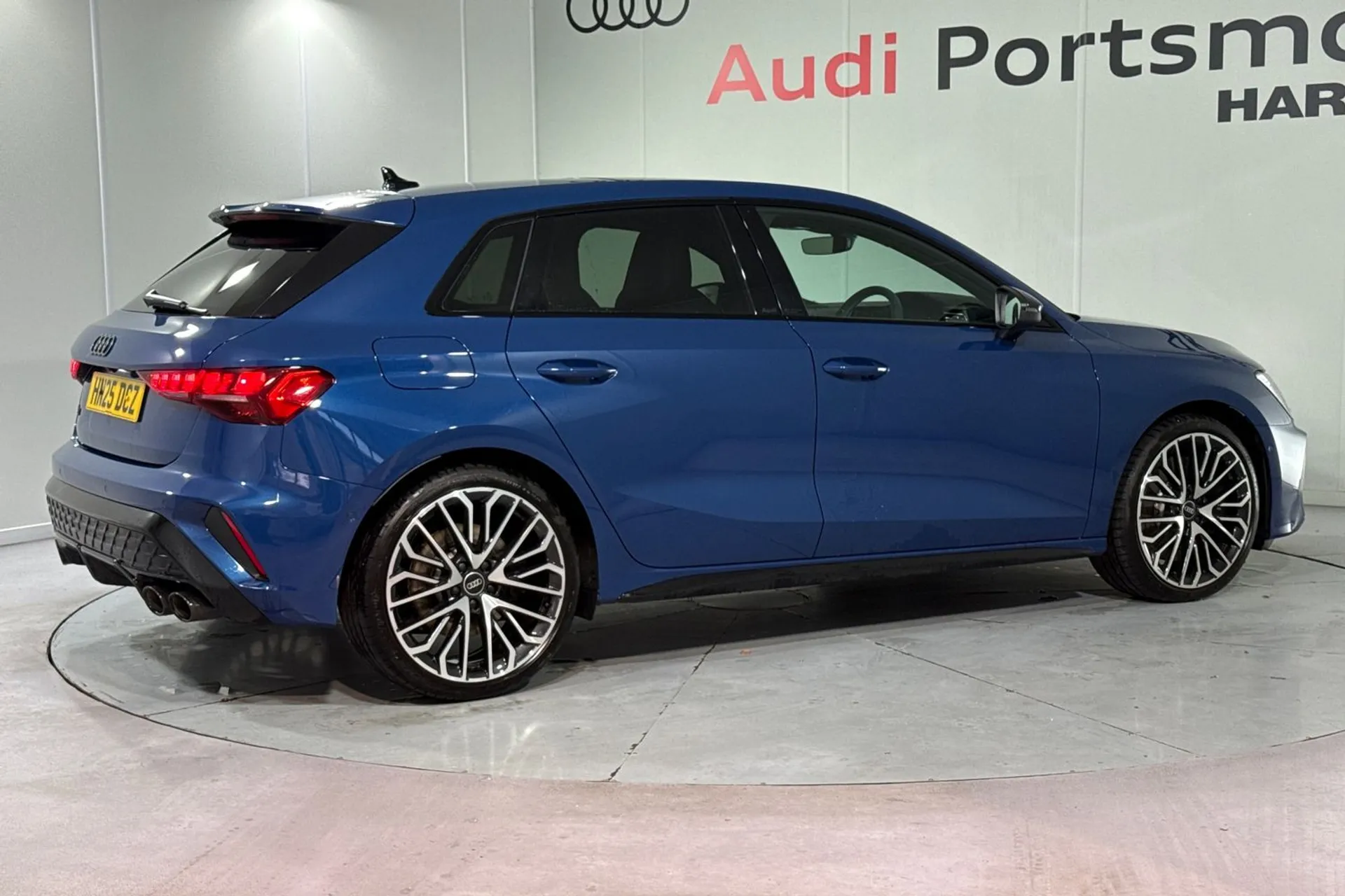 Audi A3 thumbnail image number 7