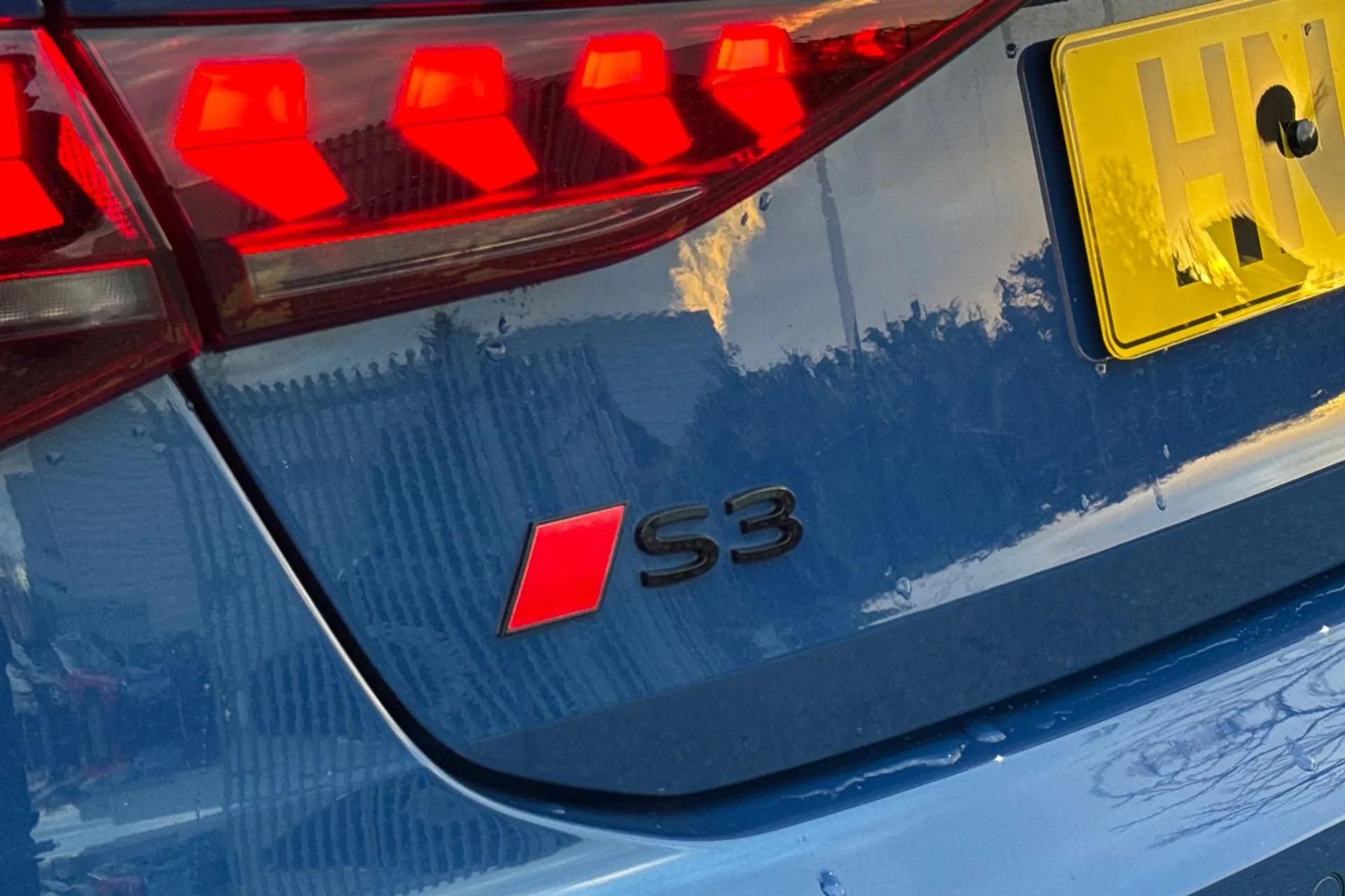 Audi A3 thumbnail image number 25