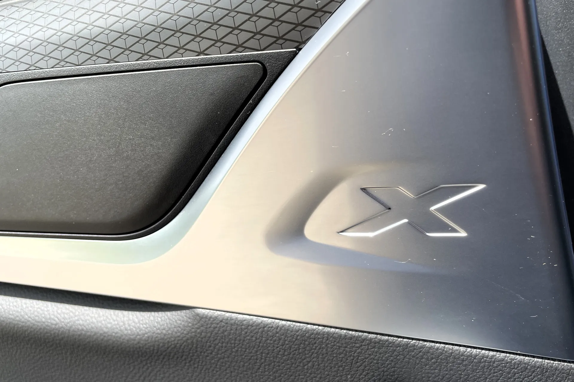 BMW X4 thumbnail image number 6