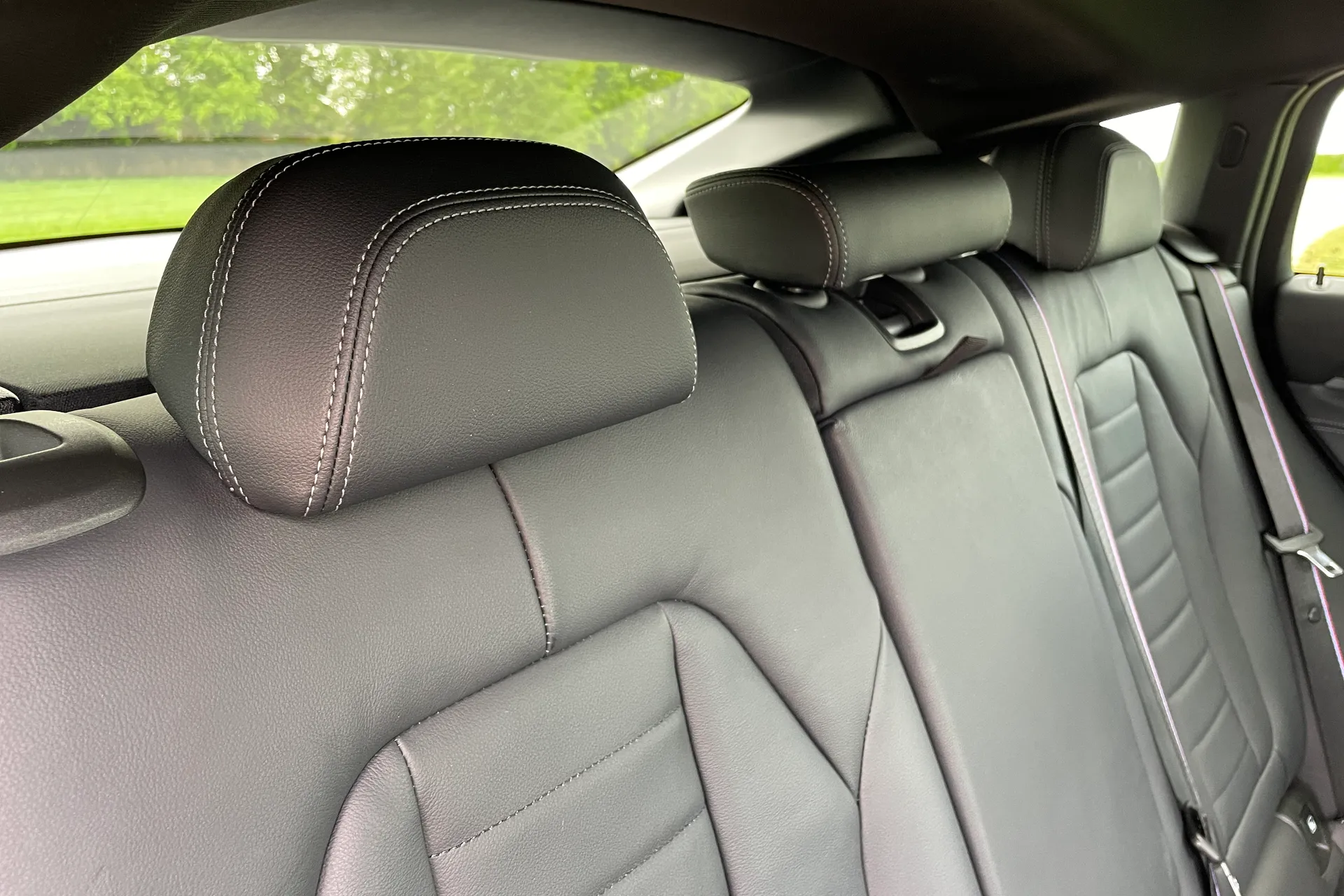 BMW X4 thumbnail image number 30