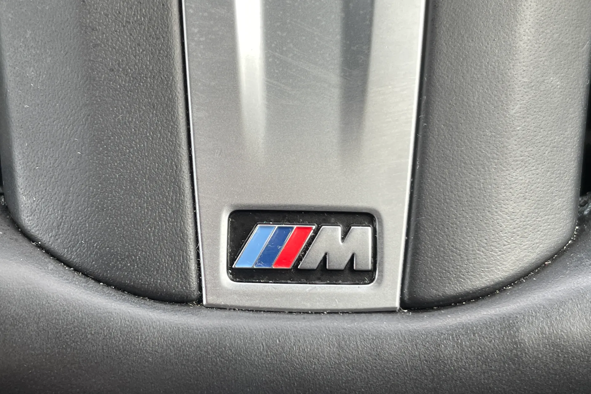 BMW X4 thumbnail image number 48