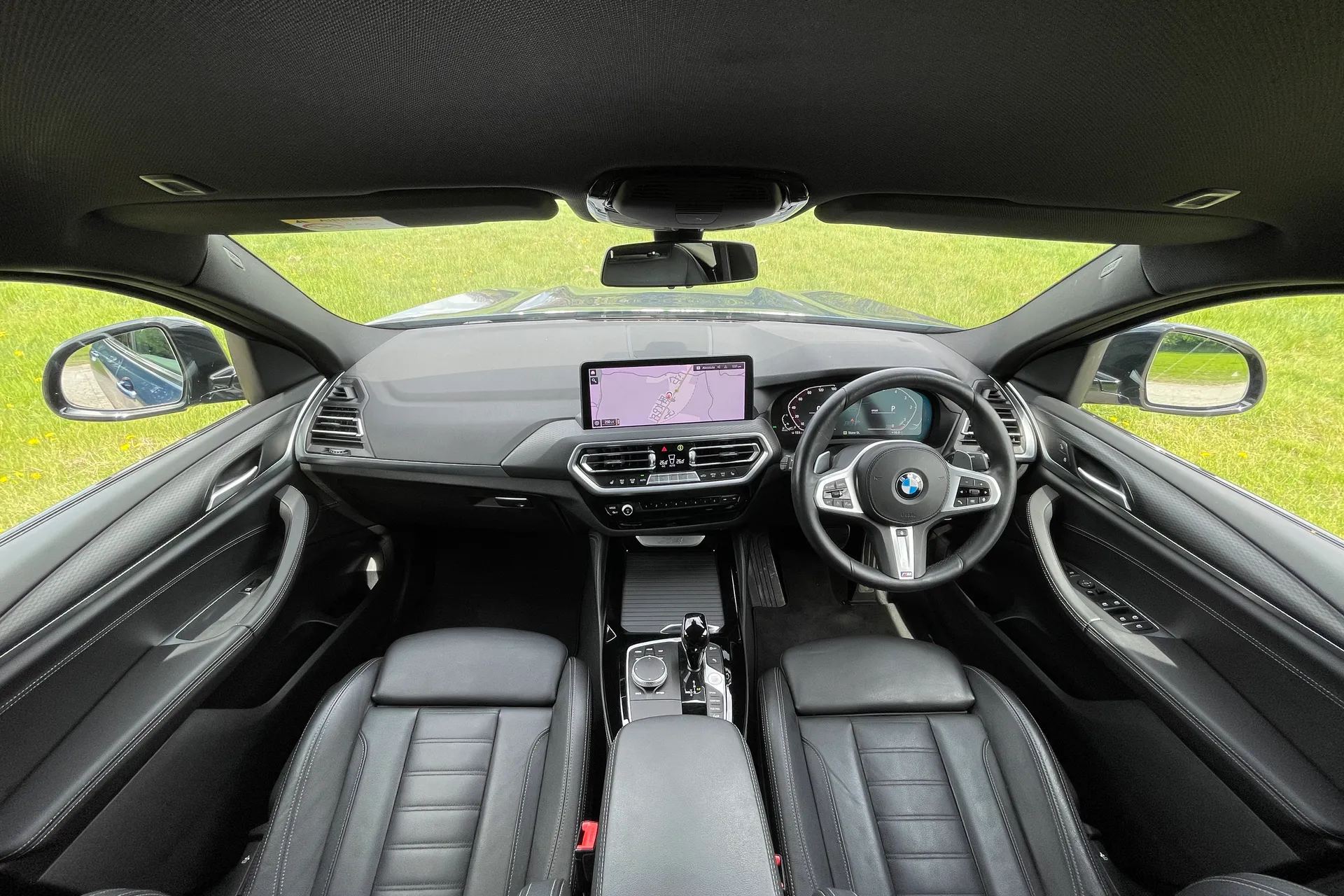BMW X4 thumbnail image number 3