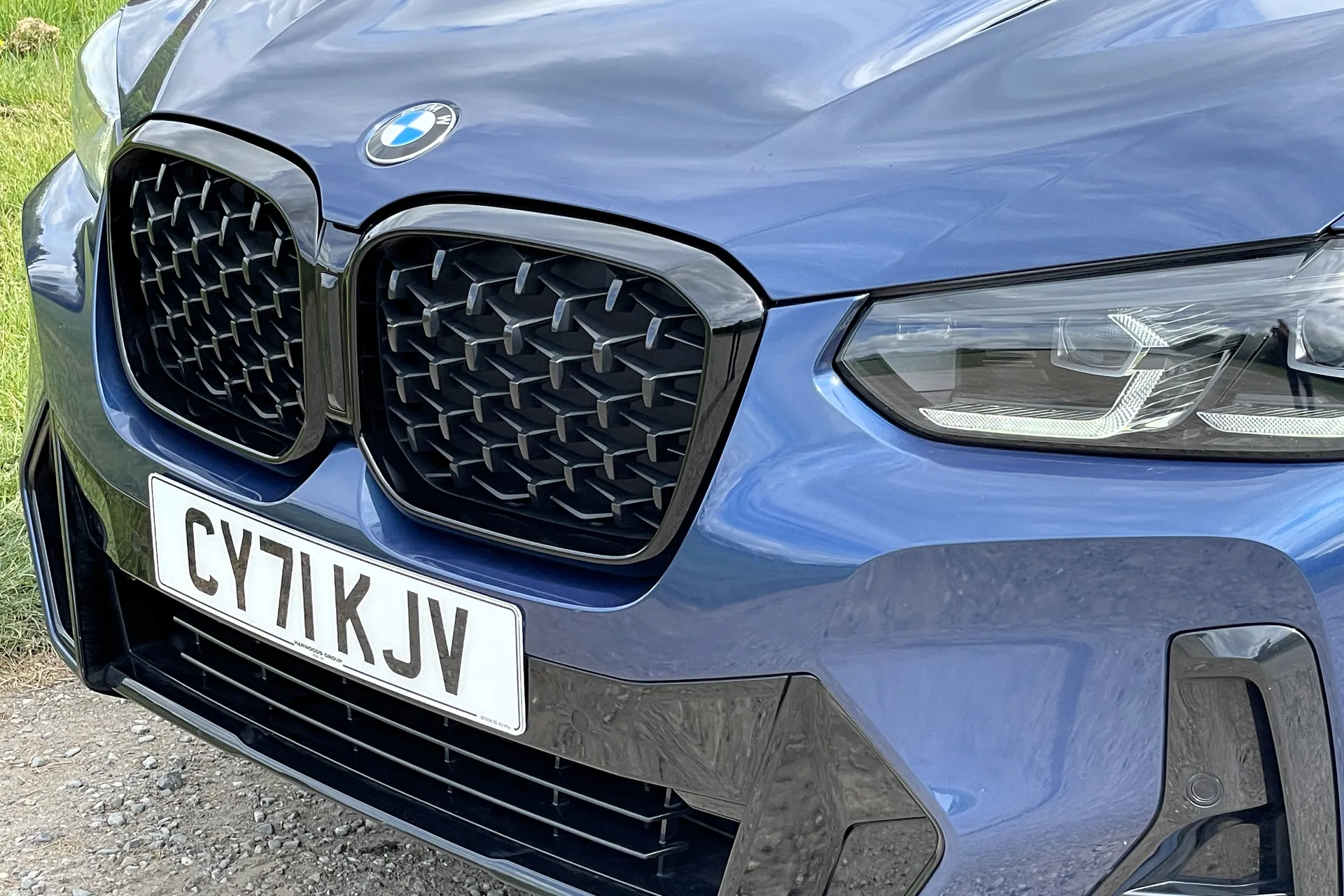BMW X4 thumbnail image number 9