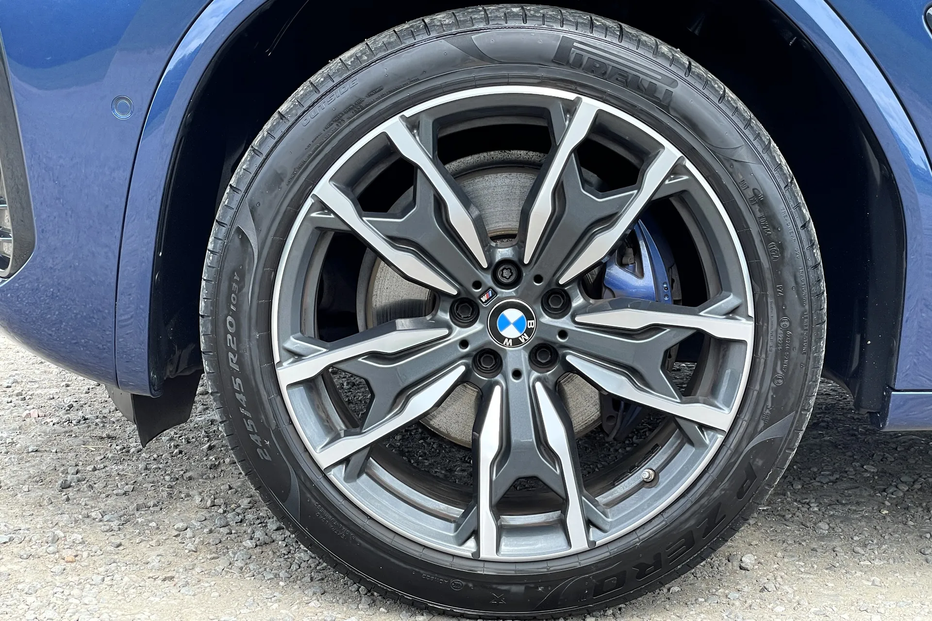 BMW X4 thumbnail image number 4