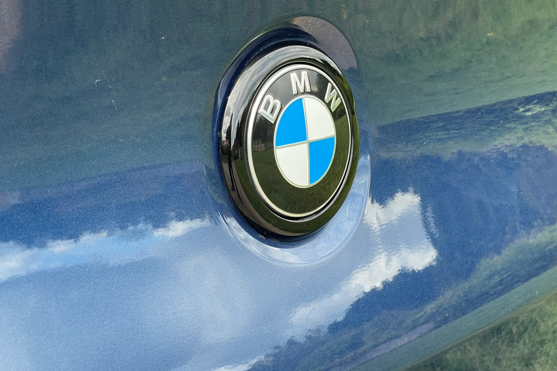 BMW X4 thumbnail image number 17