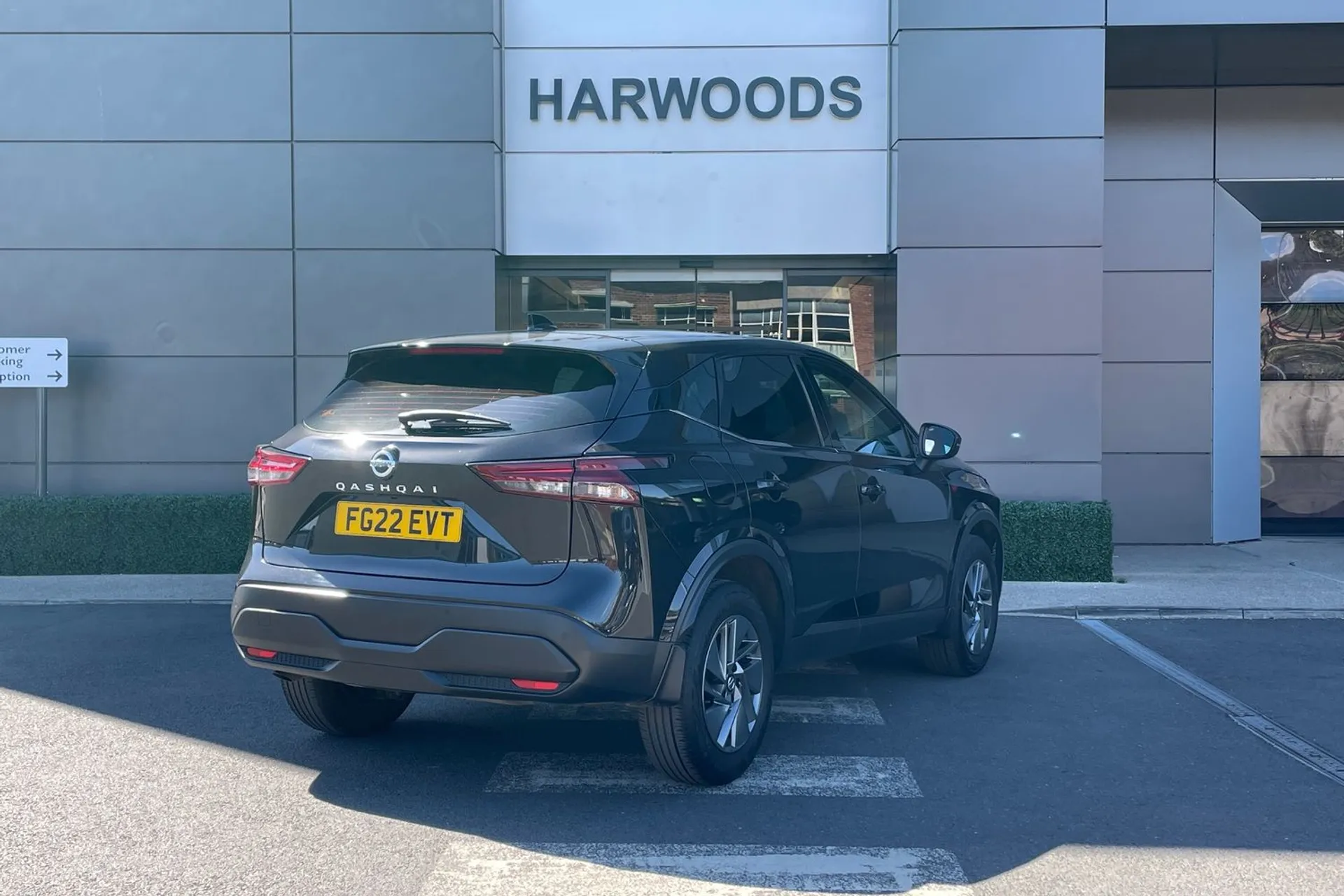 NISSAN QASHQAI thumbnail image number 7