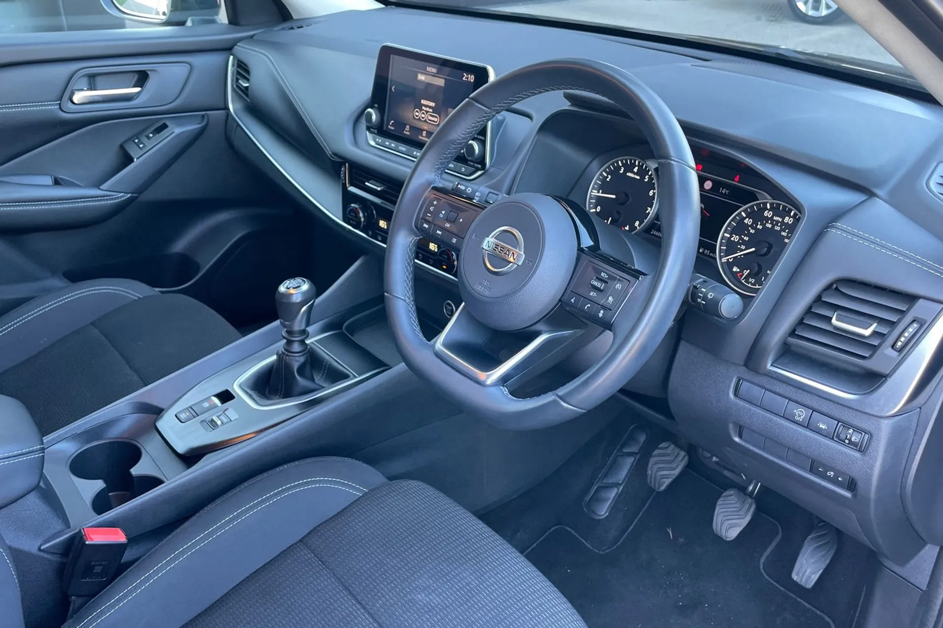 NISSAN QASHQAI thumbnail image number 30