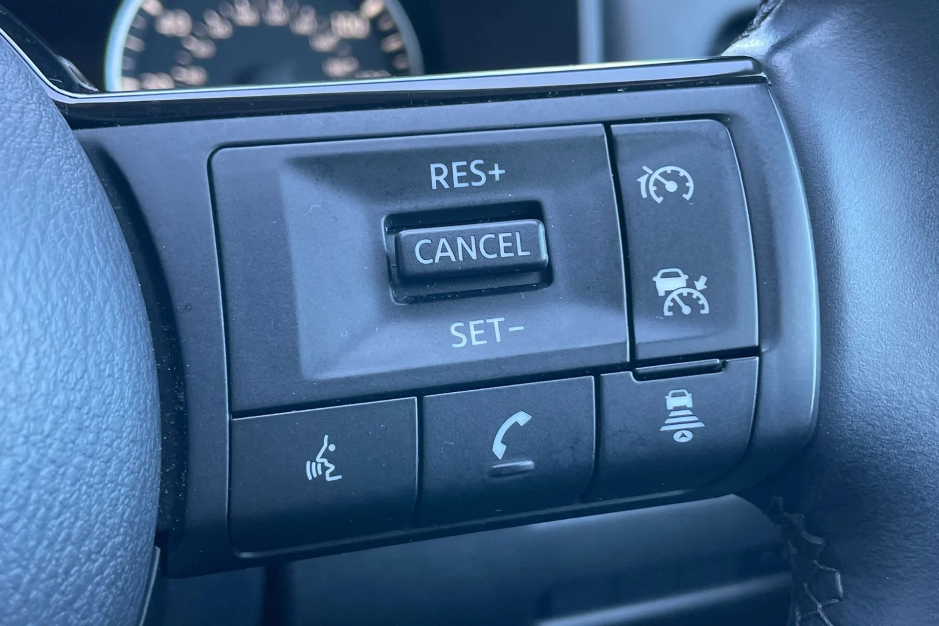 NISSAN QASHQAI thumbnail image number 41