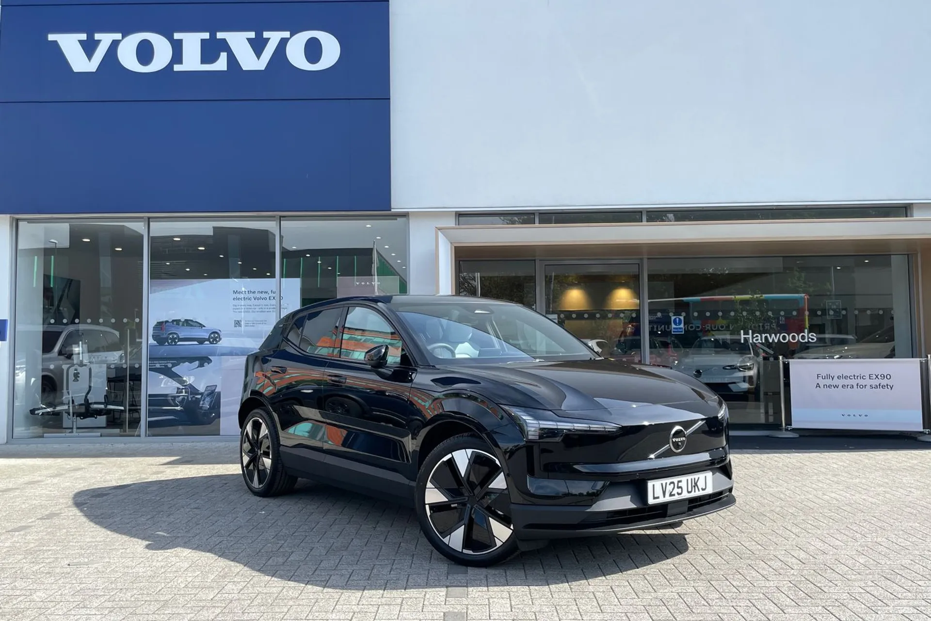 Volvo EX30 focused image