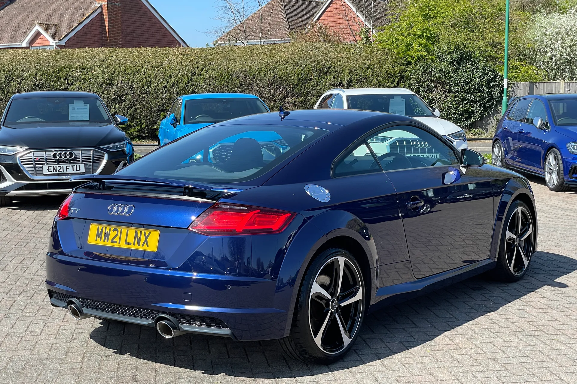 Audi TT thumbnail image number 4