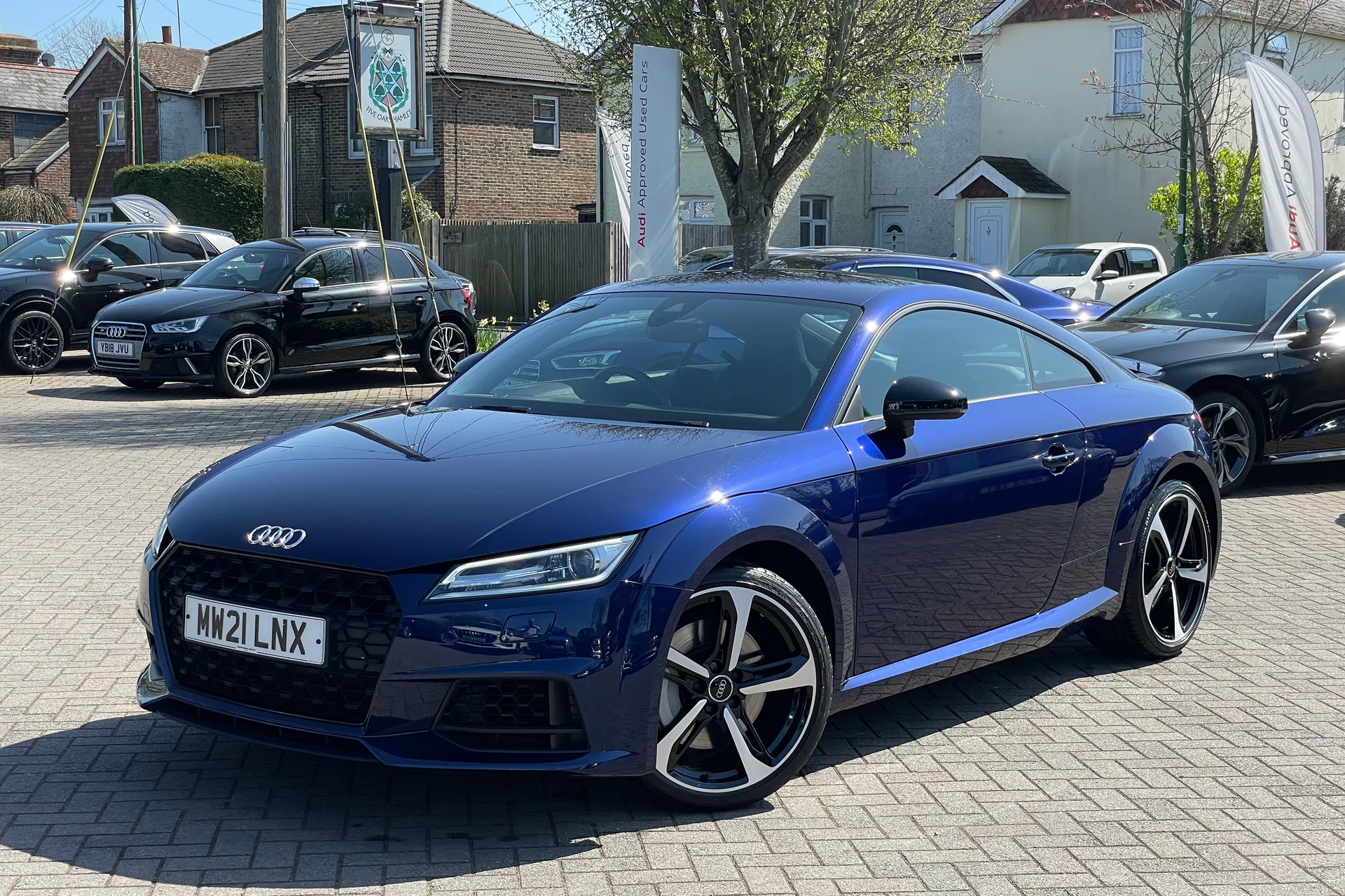 Audi TT thumbnail image number 22