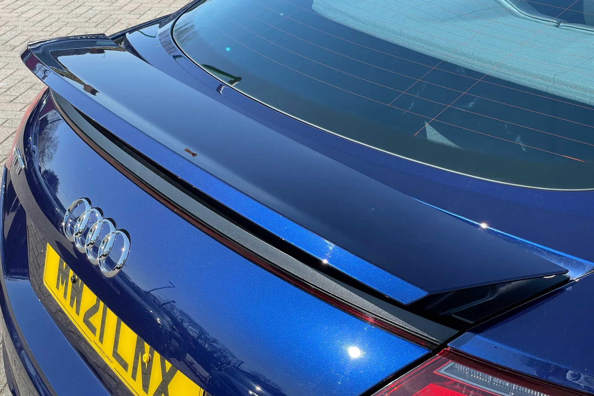 Audi TT thumbnail image number 28