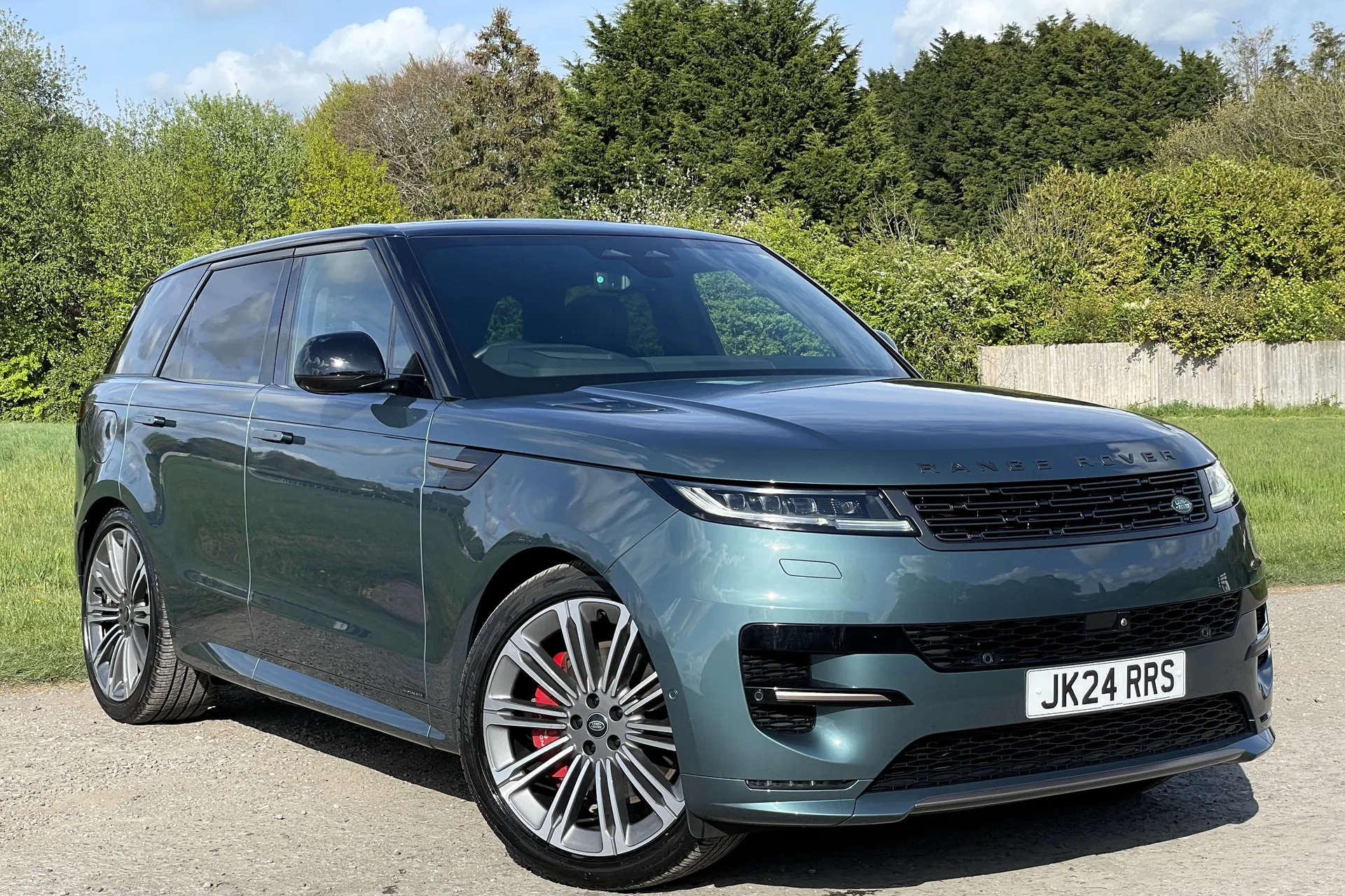 LAND ROVER RANGE ROVER SPORT focused image