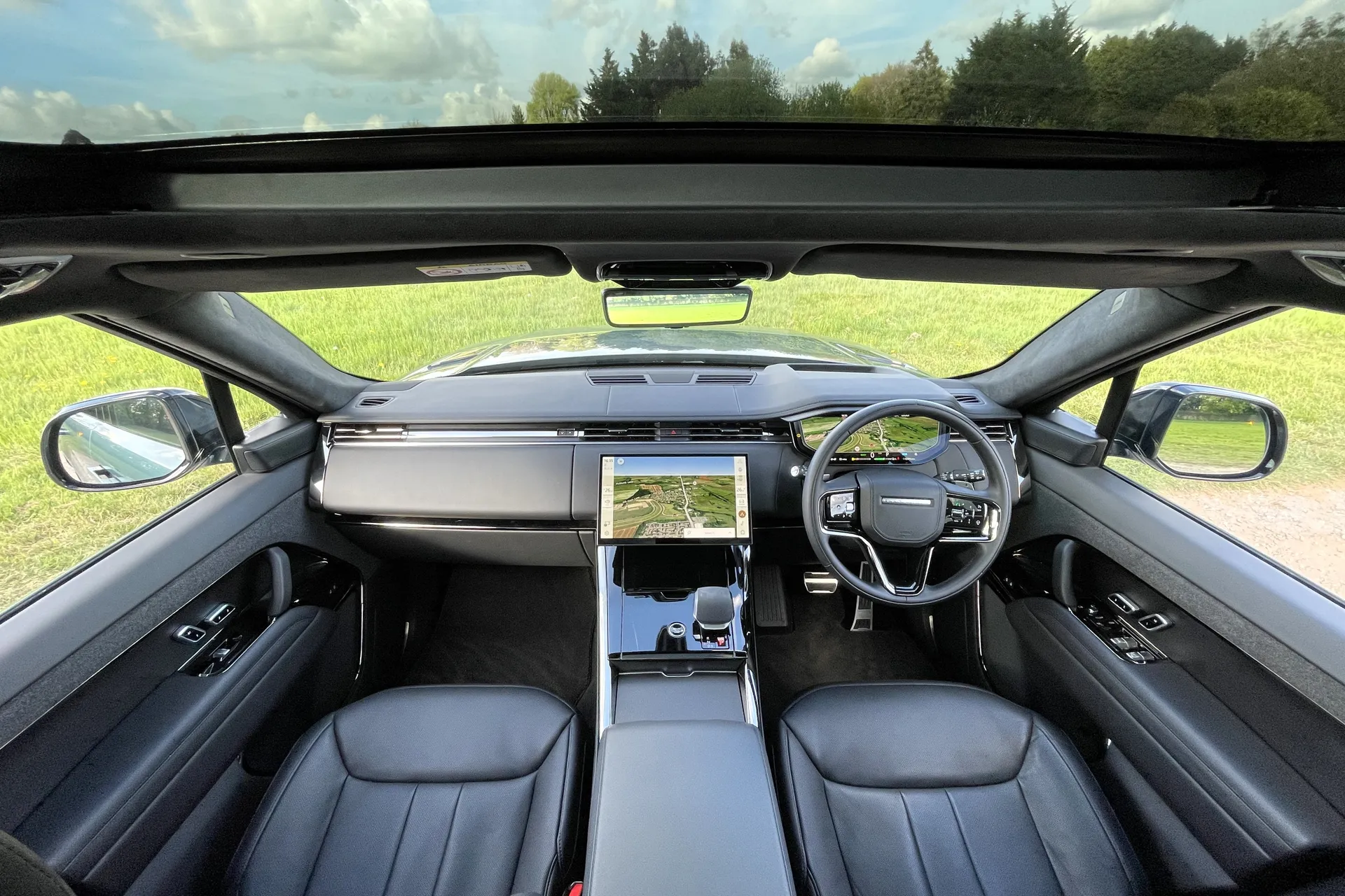 LAND ROVER RANGE ROVER SPORT thumbnail image number 3
