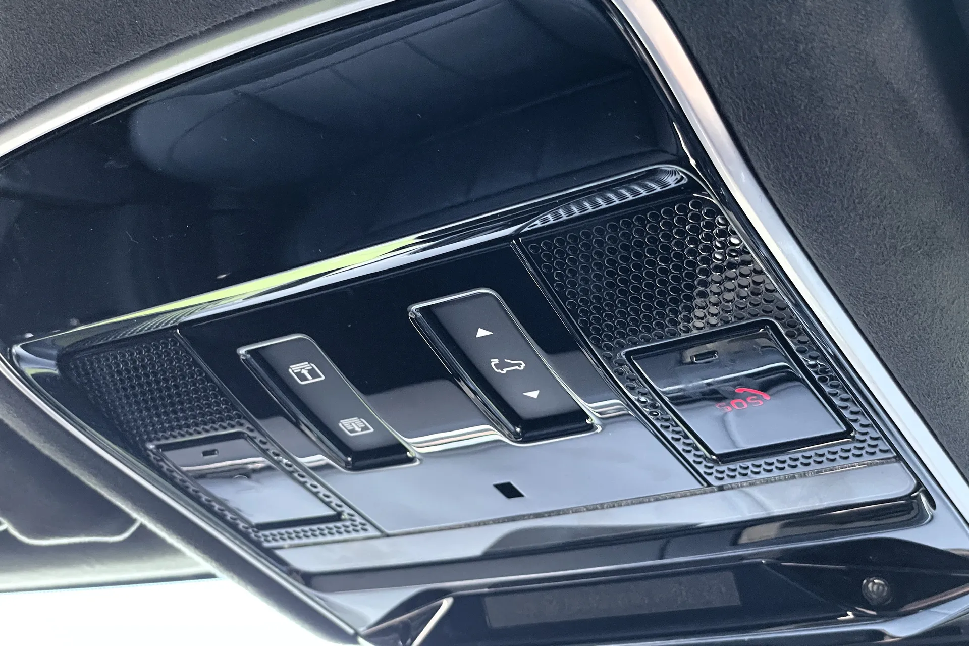 LAND ROVER RANGE ROVER SPORT thumbnail image number 60