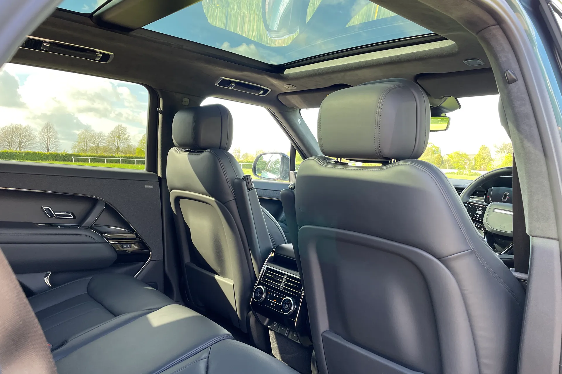 LAND ROVER RANGE ROVER SPORT thumbnail image number 30