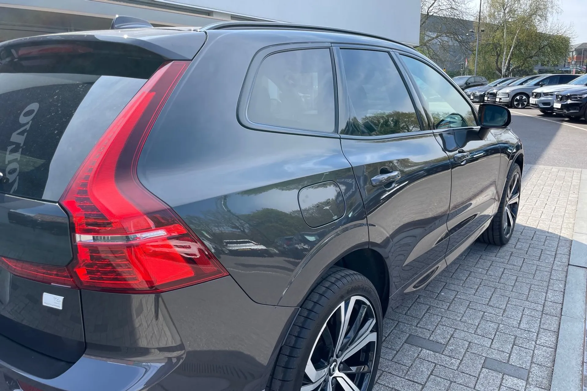Volvo XC60 thumbnail image number 14