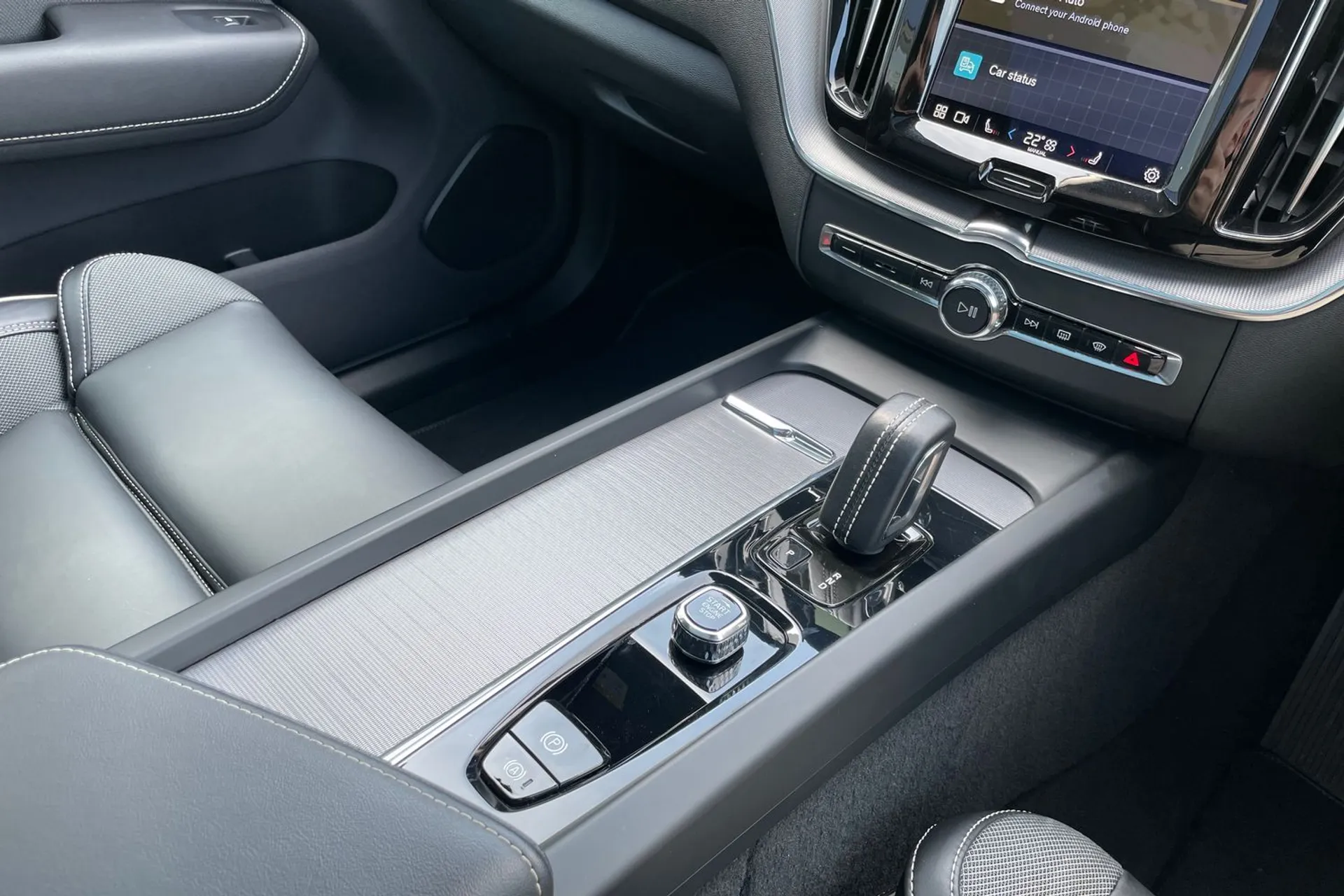 Volvo XC60 thumbnail image number 42