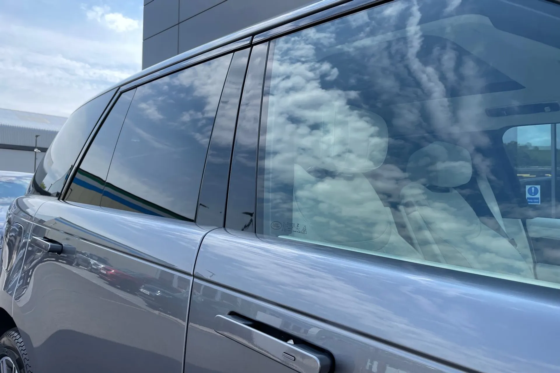 LAND ROVER RANGE ROVER thumbnail image number 32