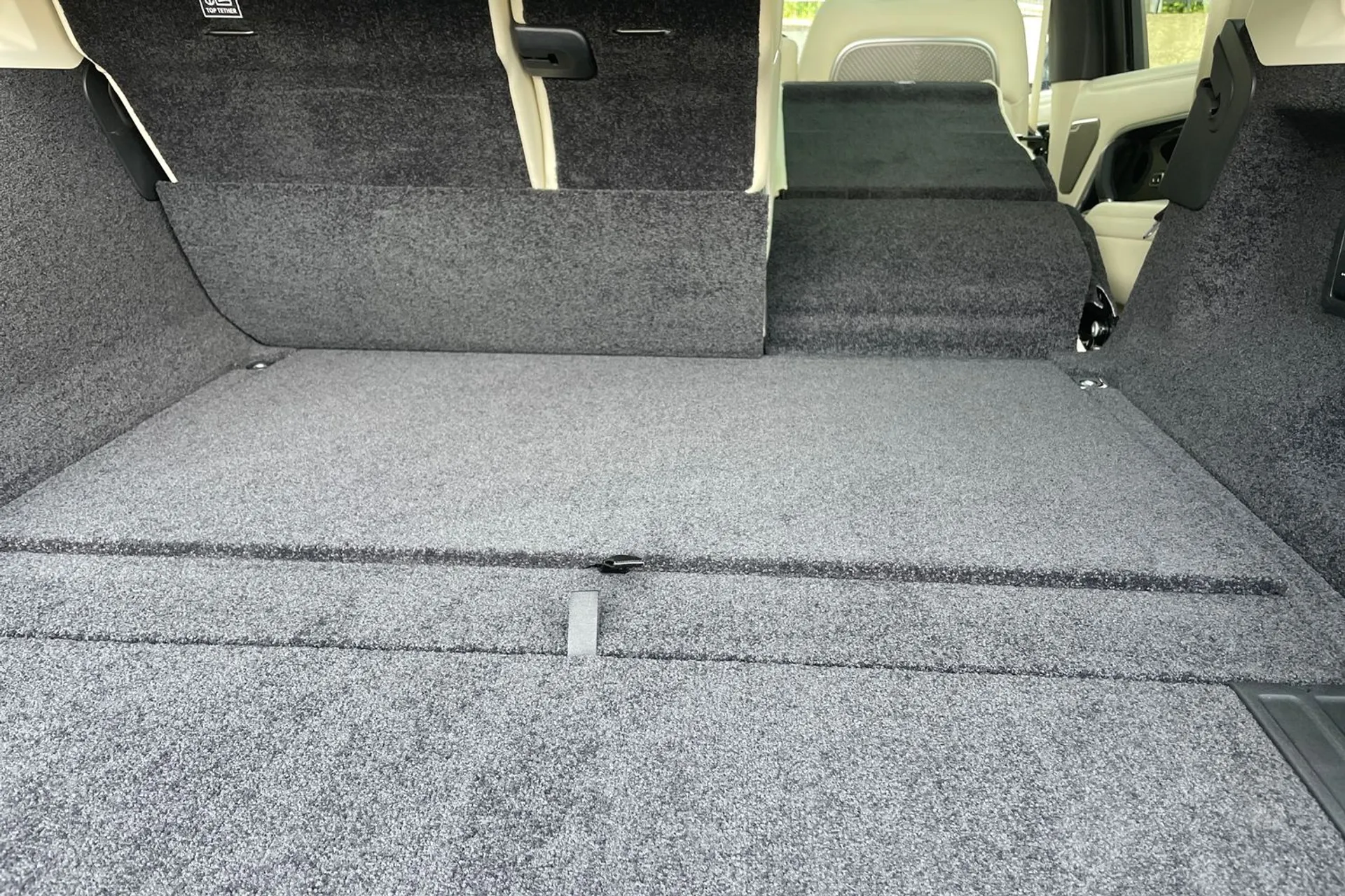 LAND ROVER RANGE ROVER thumbnail image number 40