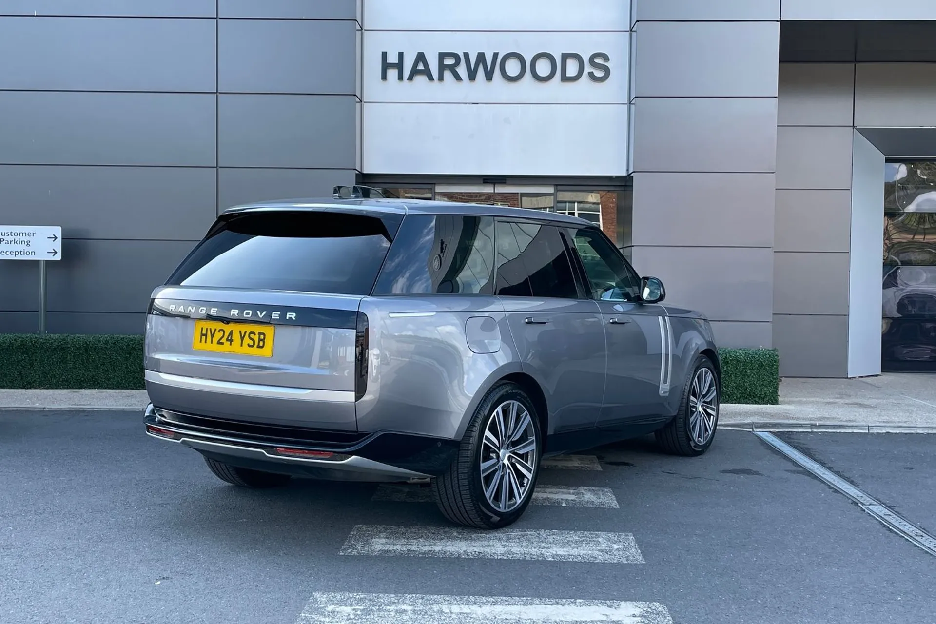 LAND ROVER RANGE ROVER thumbnail image number 6