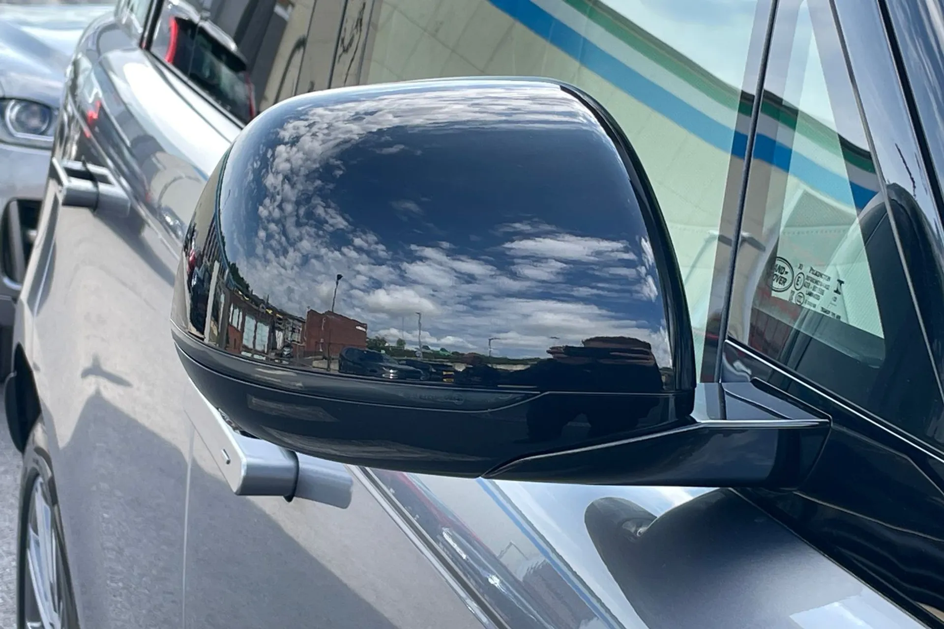 LAND ROVER RANGE ROVER thumbnail image number 35