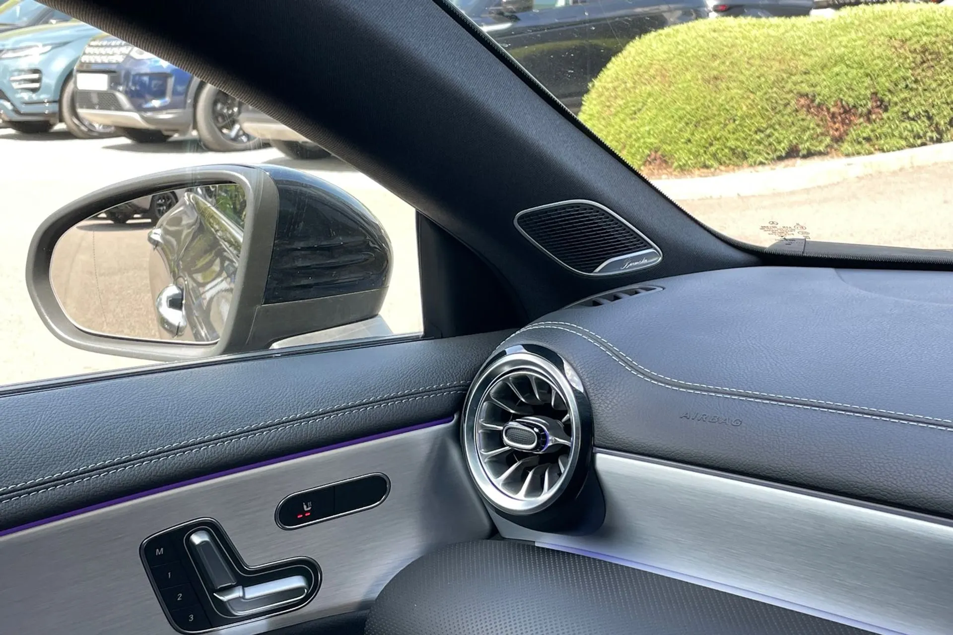 MERCEDES-BENZ CLA thumbnail image number 20