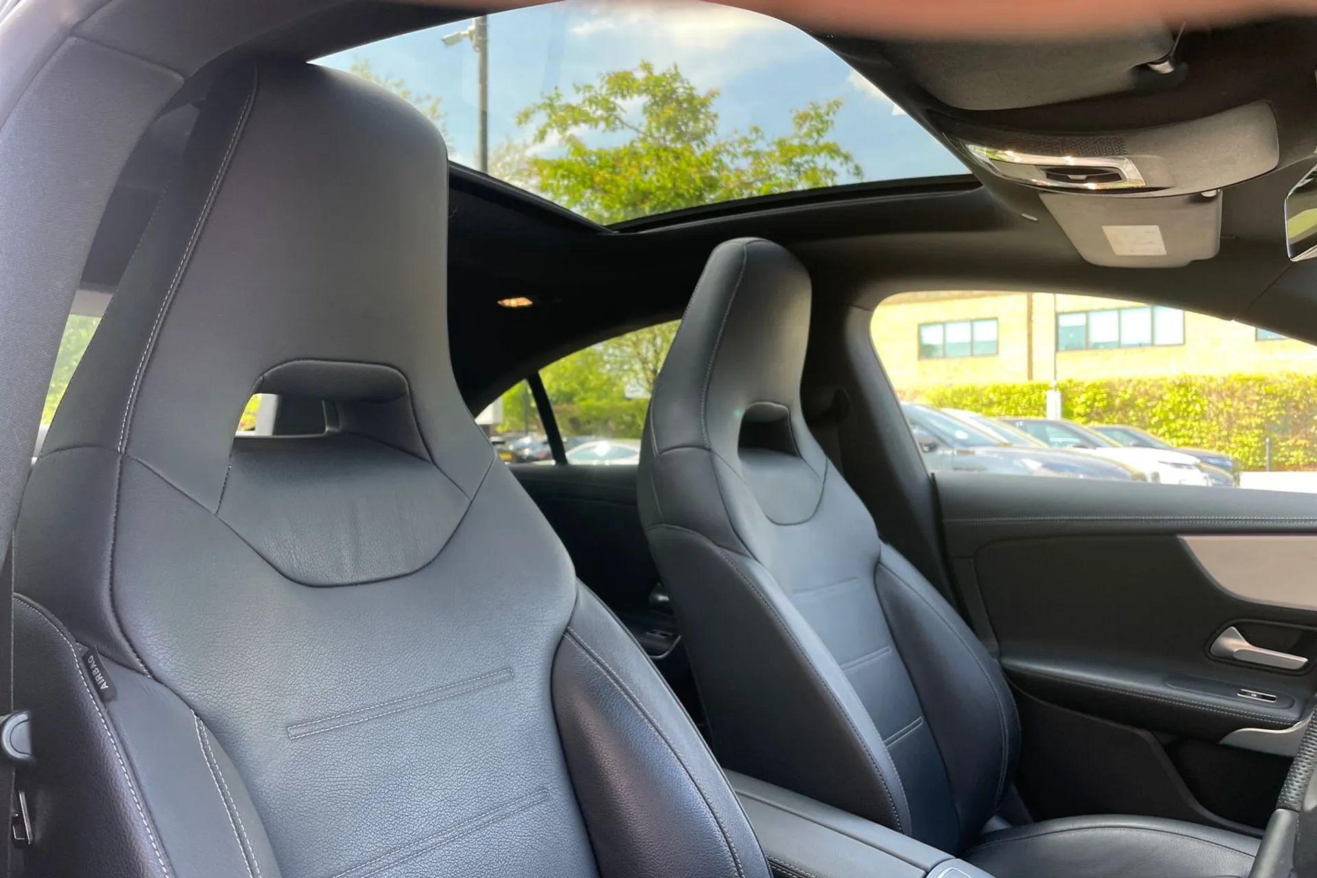 MERCEDES-BENZ CLA thumbnail image number 45