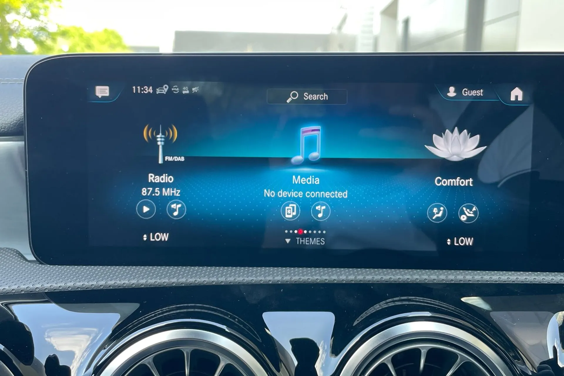 MERCEDES-BENZ CLA thumbnail image number 52