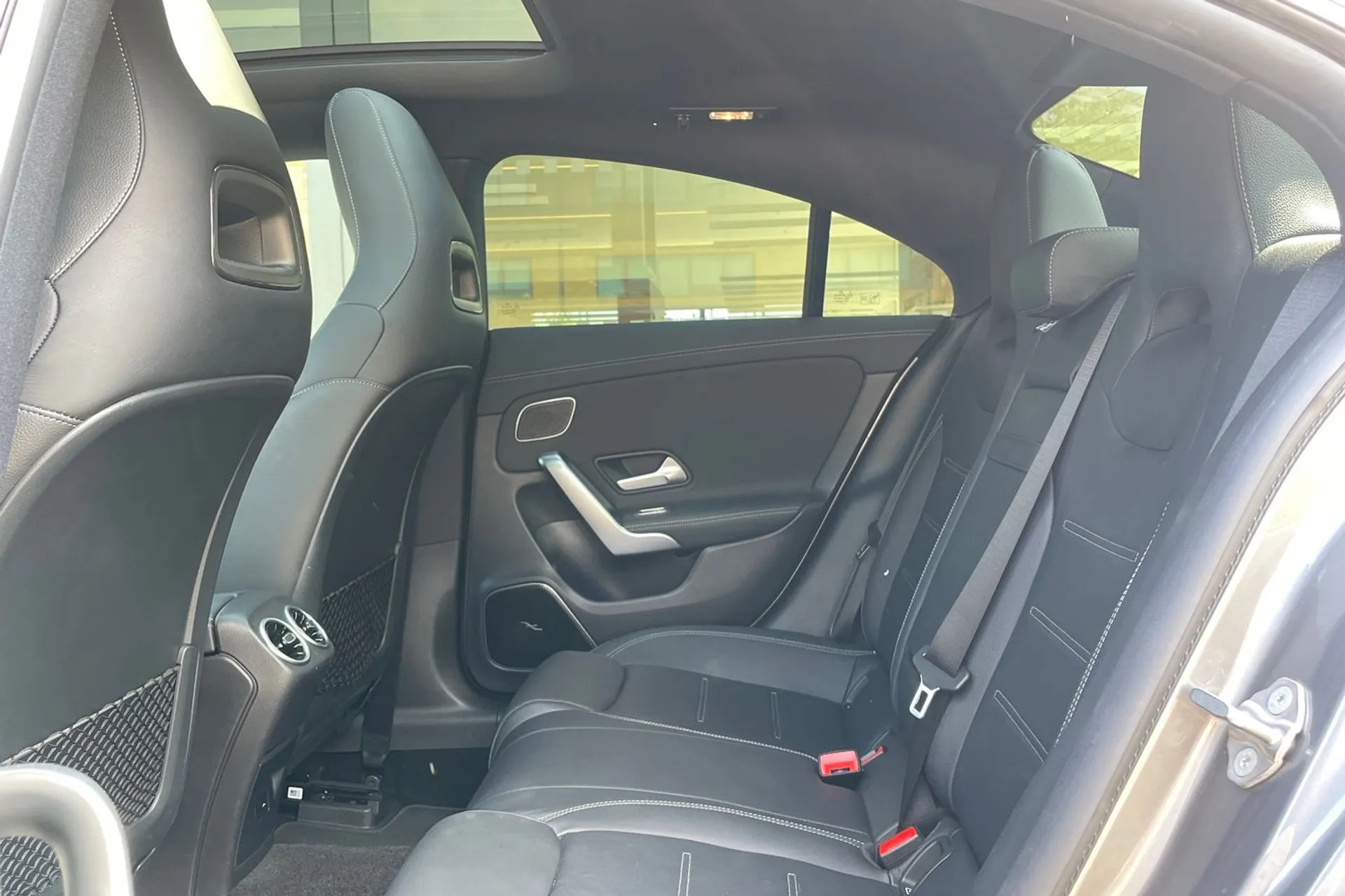 MERCEDES-BENZ CLA thumbnail image number 39