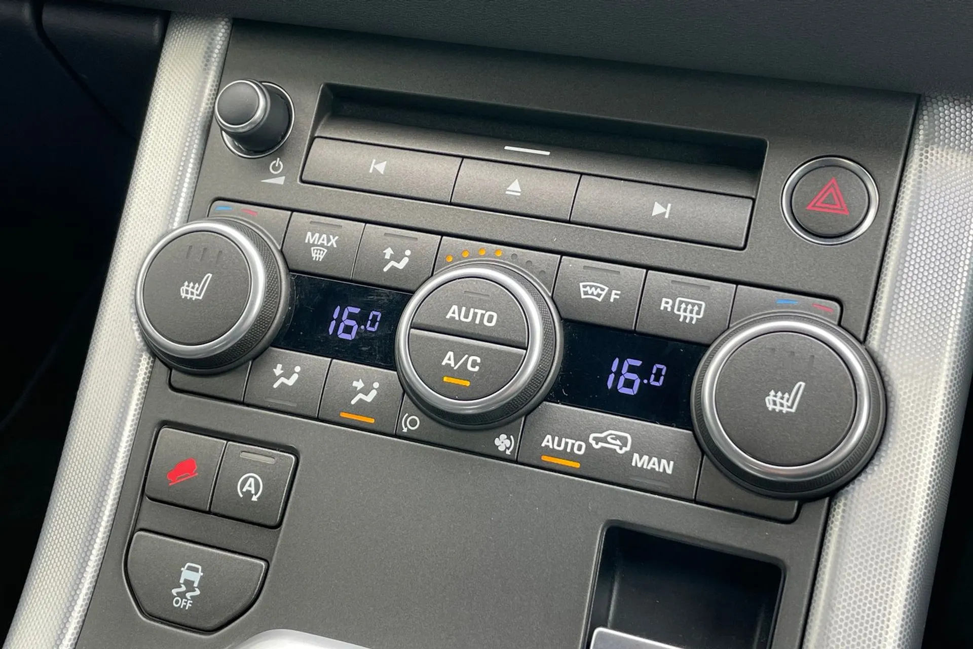 LAND ROVER RANGE ROVER EVOQUE thumbnail image number 46