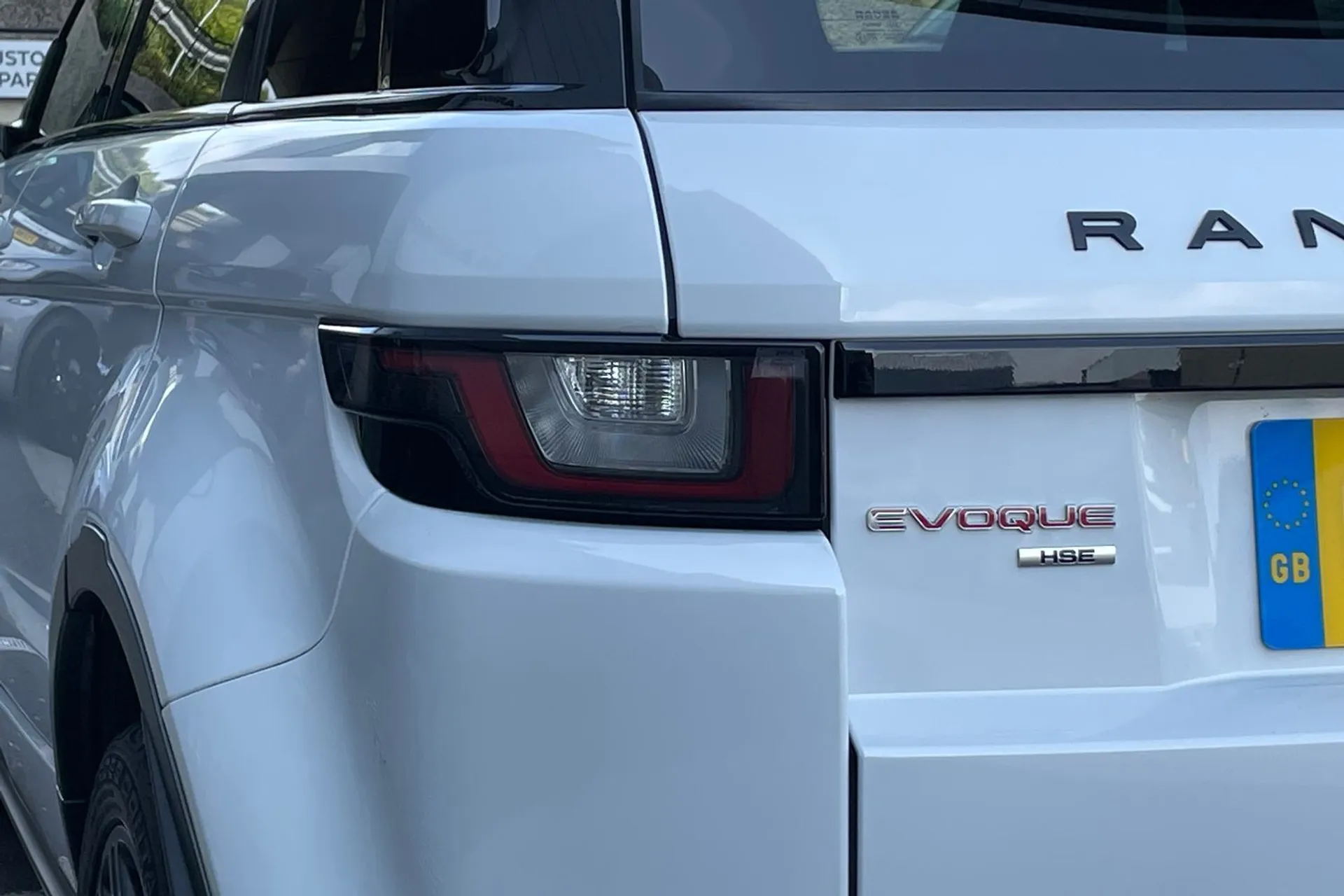 LAND ROVER RANGE ROVER EVOQUE thumbnail image number 28