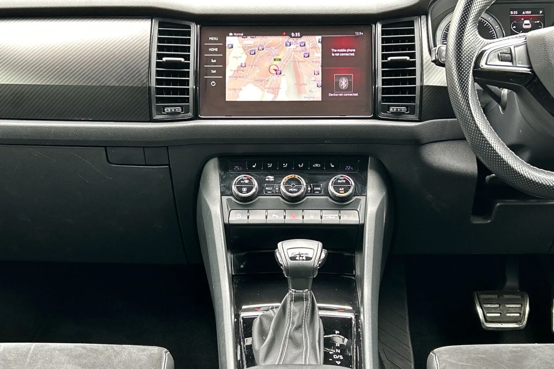 SKODA KODIAQ thumbnail image number 42