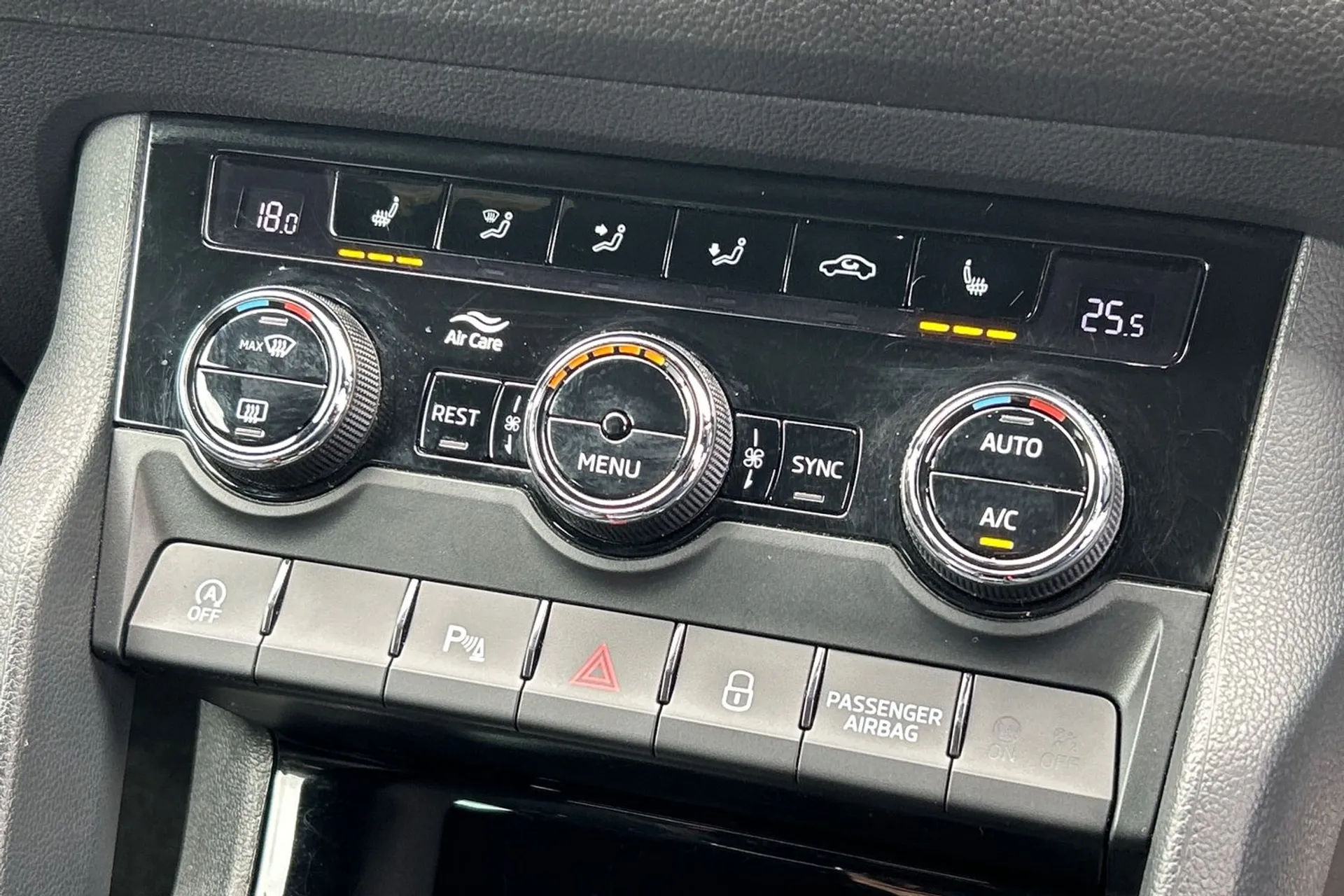 SKODA KODIAQ thumbnail image number 49