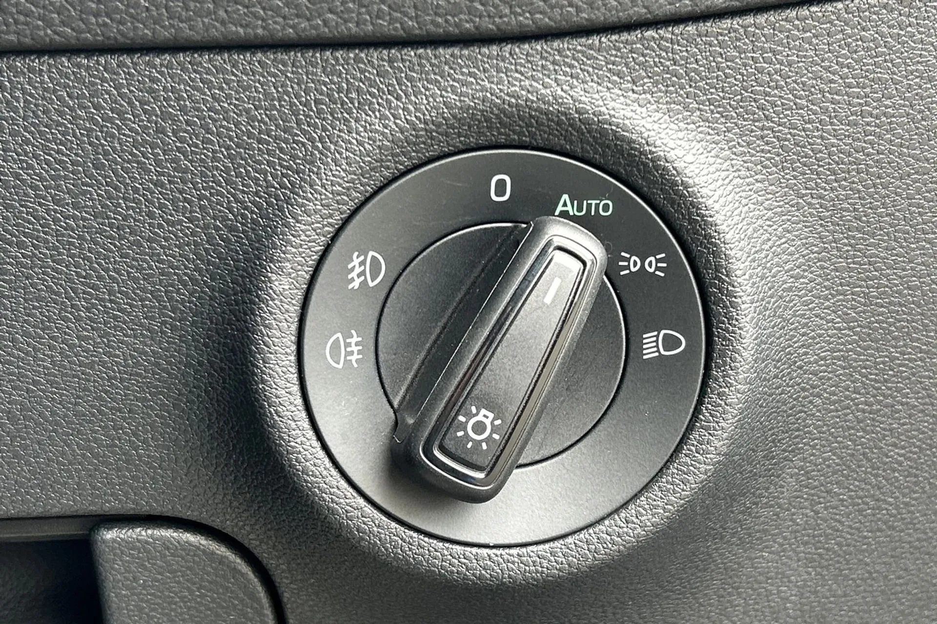 SKODA KODIAQ thumbnail image number 63