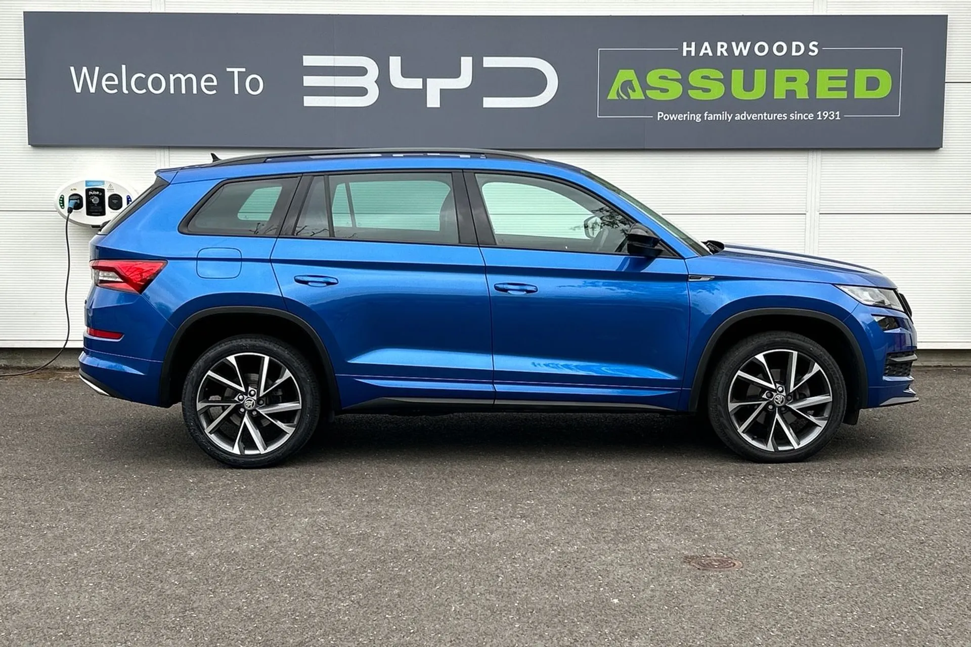 SKODA KODIAQ thumbnail image number 2