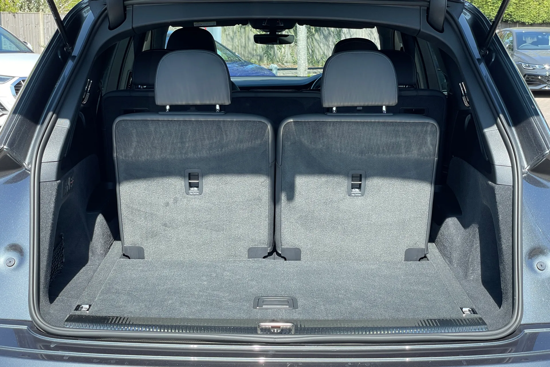 Audi Q7 thumbnail image number 37